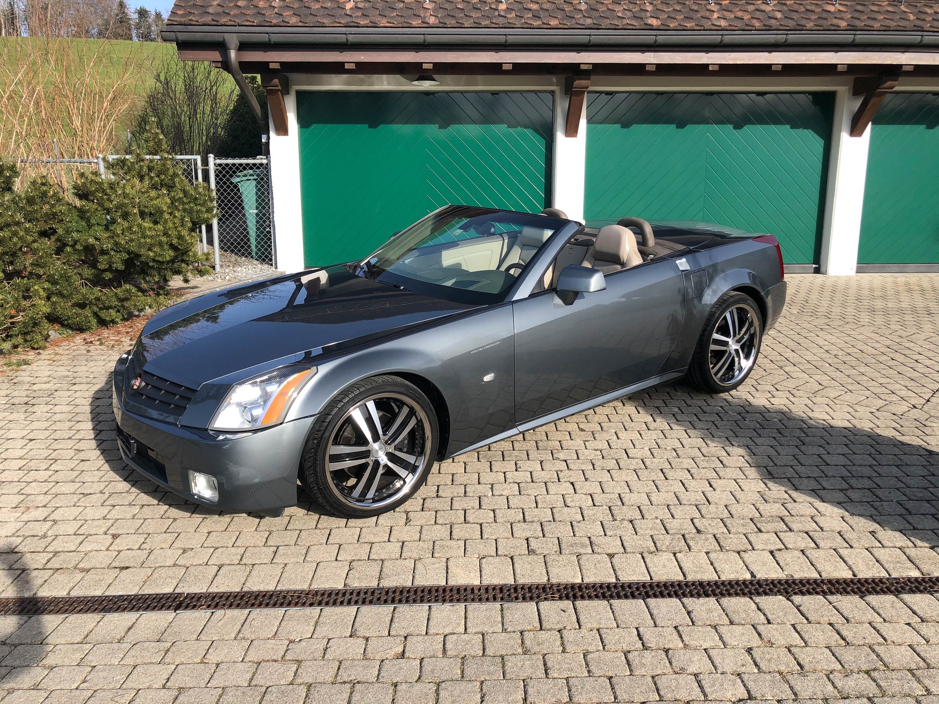 CADILLAC XLR 4.6 32V-showroom-element-2