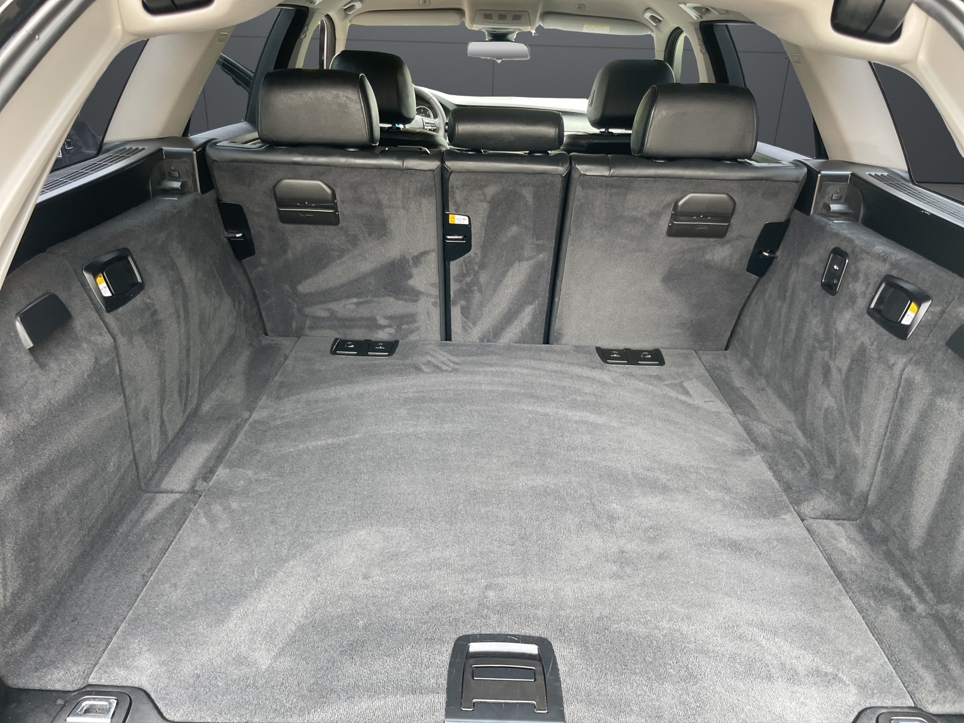 BMW 520d Touring xDrive Steptronic-image-11