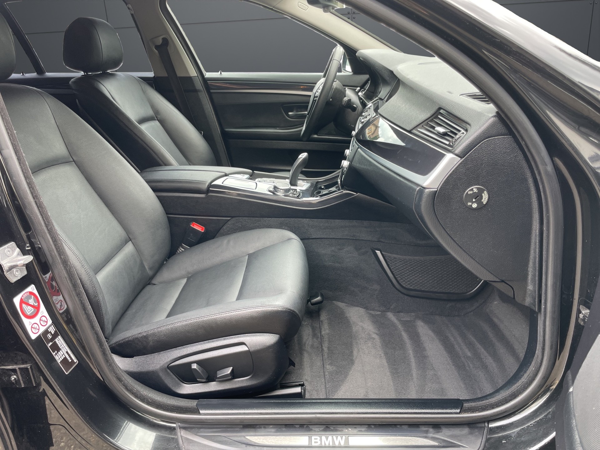 BMW 520d Touring xDrive Steptronic-image-6