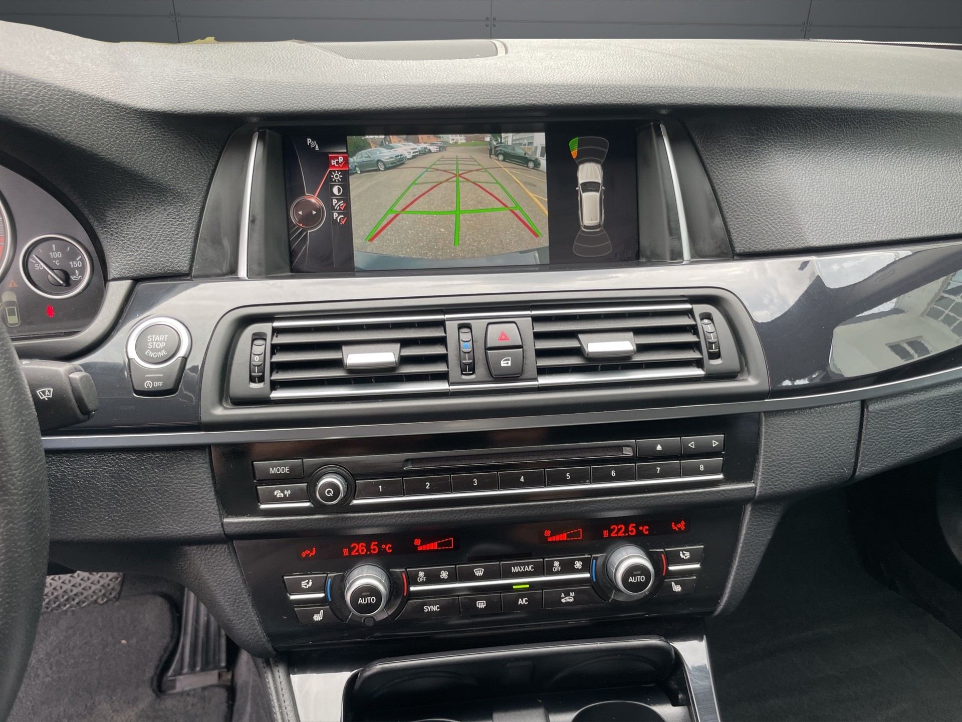 BMW 520d Touring xDrive Steptronic-image-9