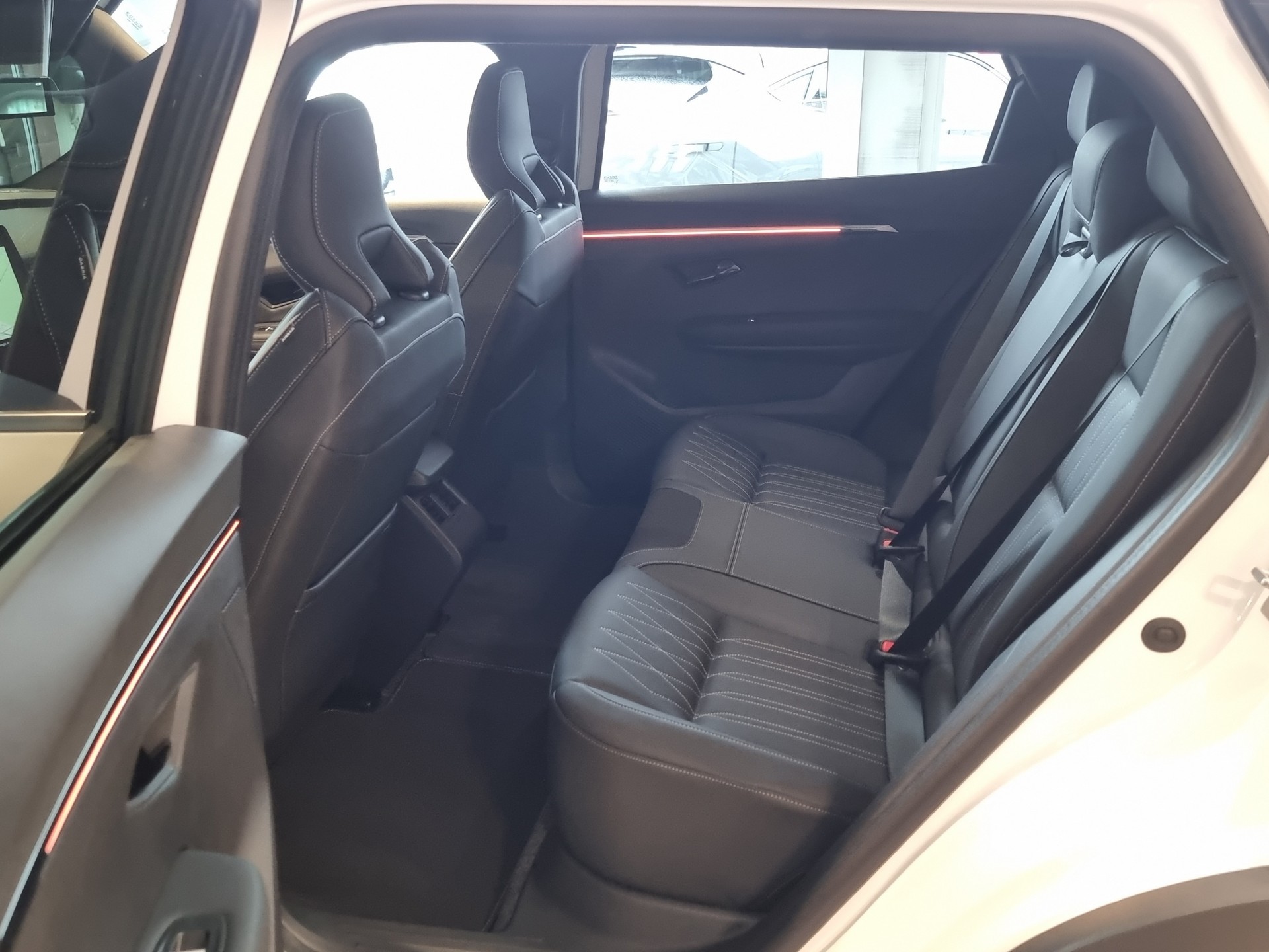 MITSUBISHI Eclipse Cross Instyle-image-13