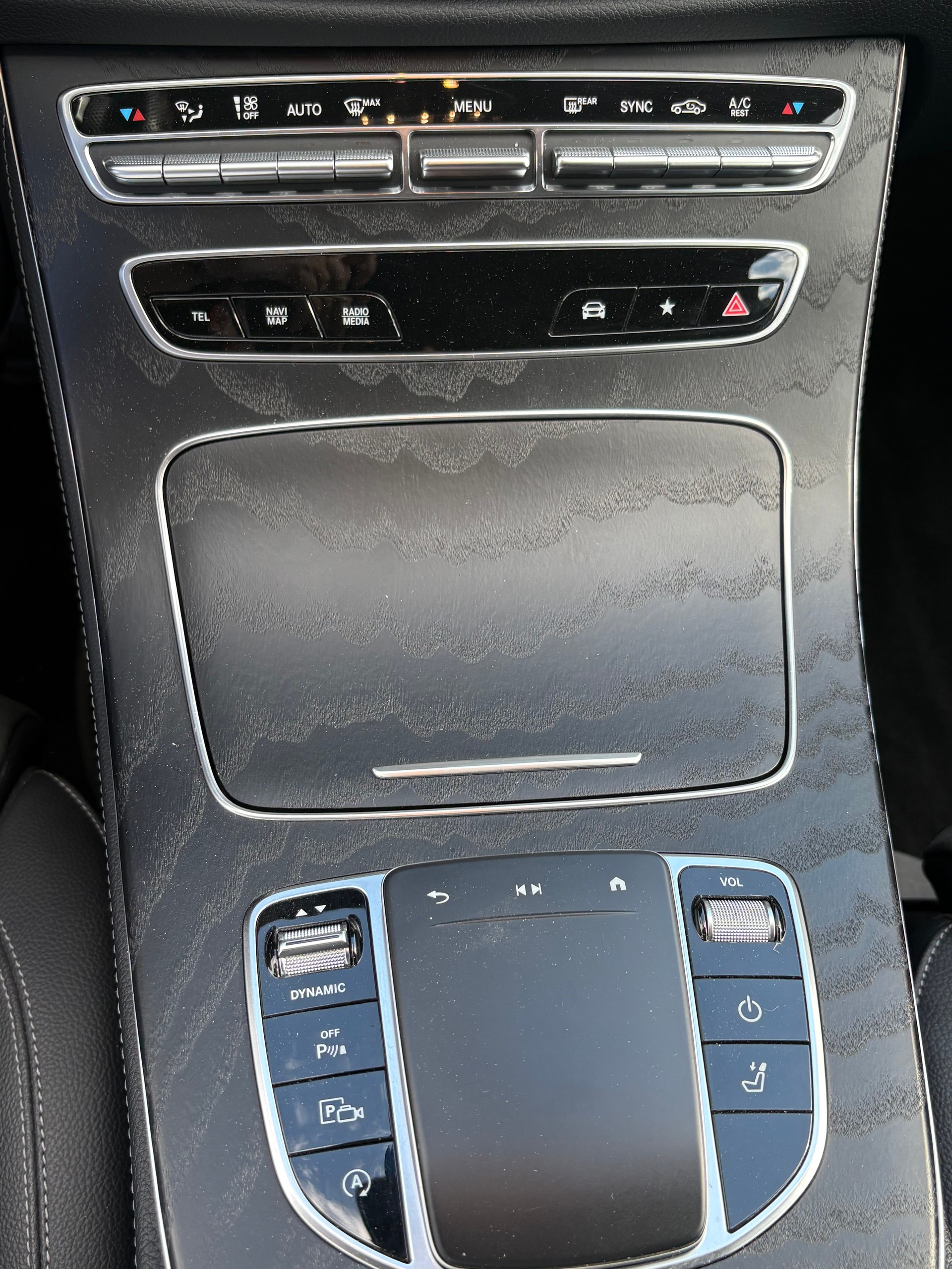 MERCEDES-BENZ E 450 T 4Matic AMG Line 9G-Tronic-image-7