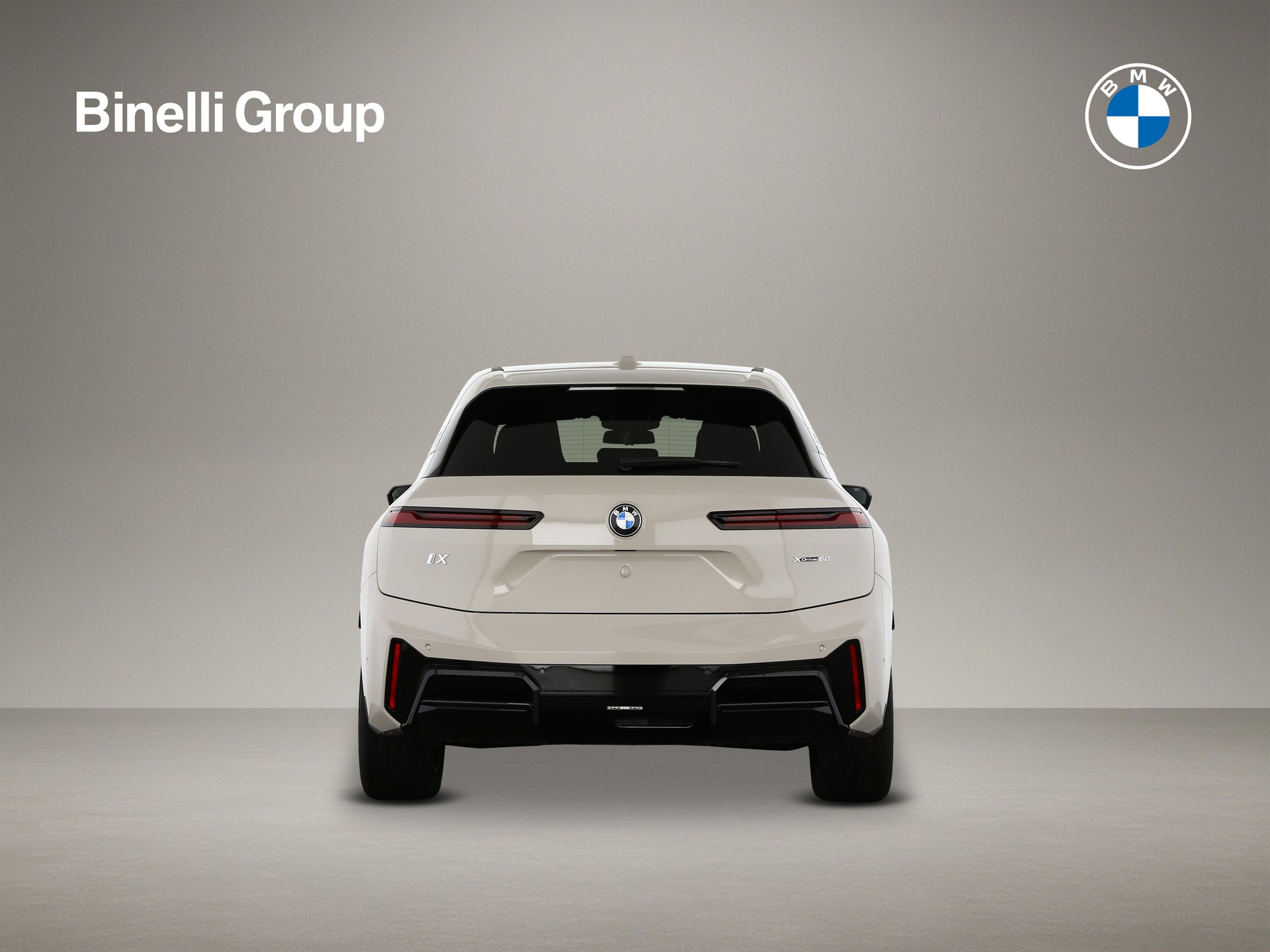 BMW iX xDrive60-showroom-element-3