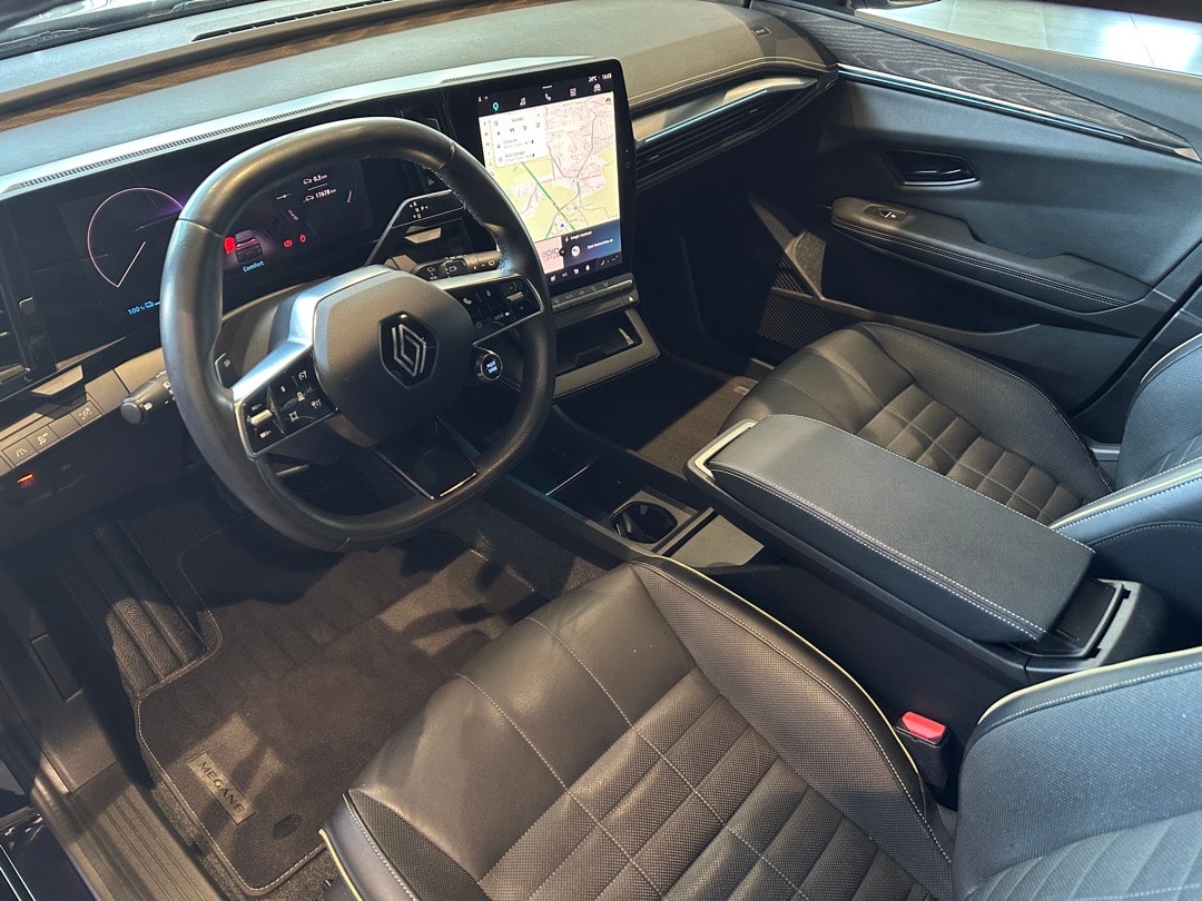 RENAULT Mégane E-TECH EV60 Iconic-image-8