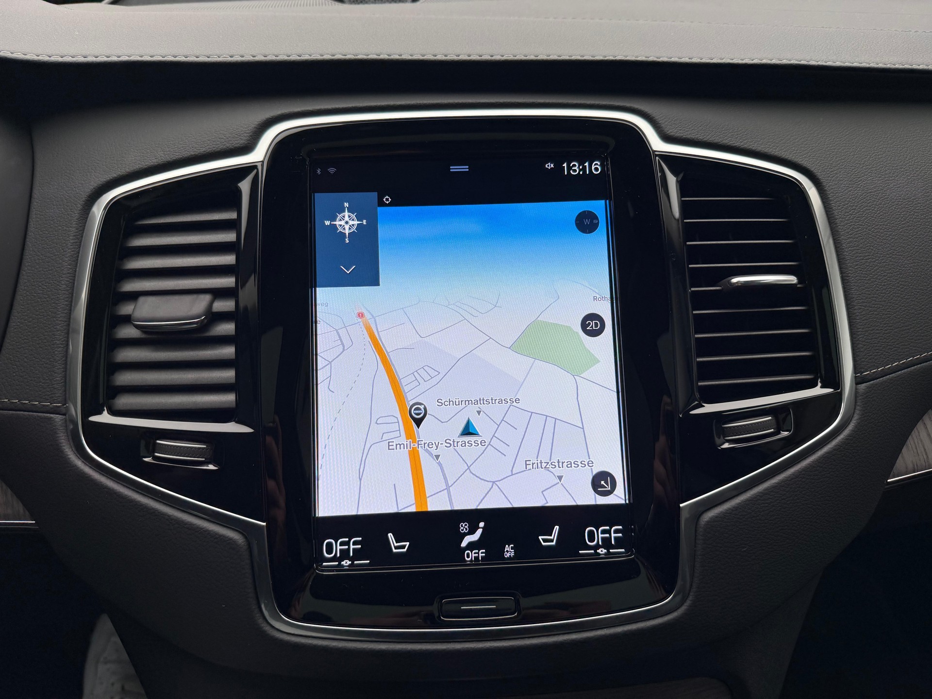VOLVO XC90 2.0 B5 MH Inscription 7P. AWD-image-13