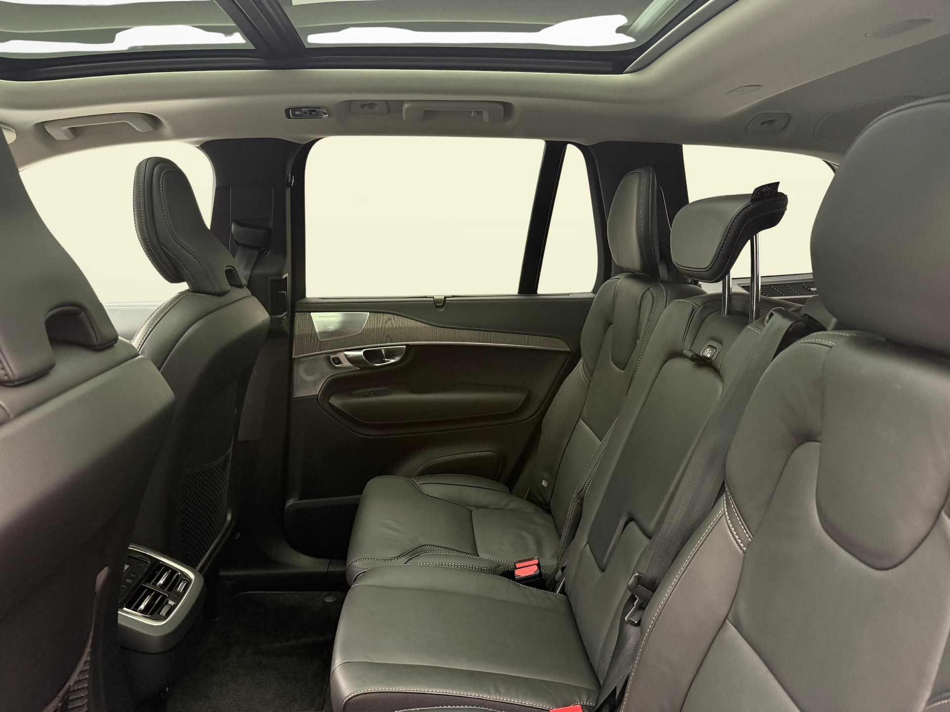 VOLVO XC90 2.0 B5 MH Inscription 7P. AWD-image-10