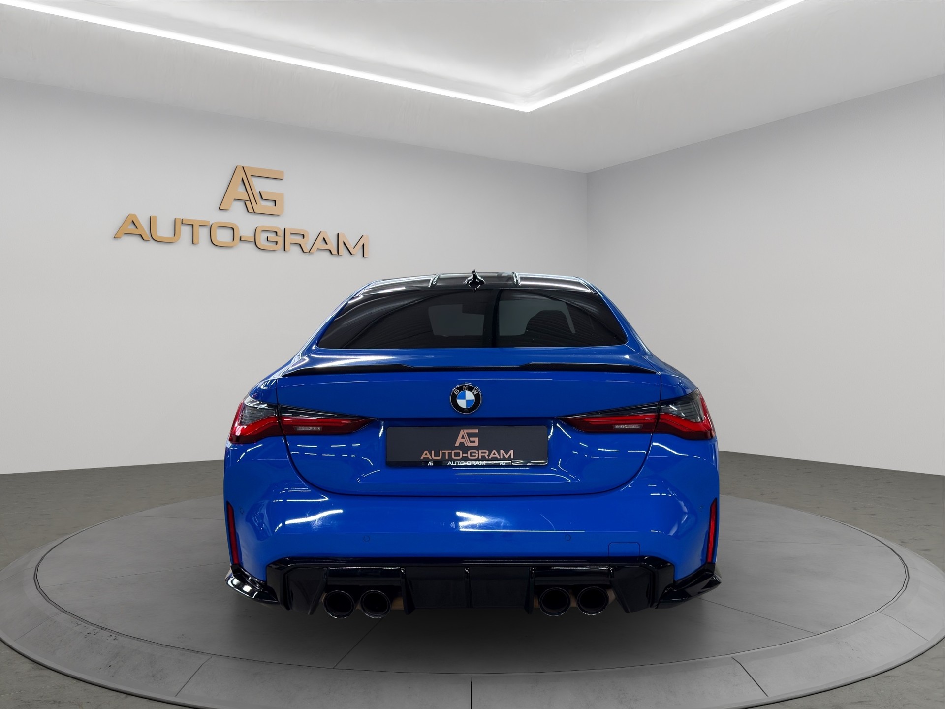 BMW M4 Coupé Competition M xDrive-showroom-element-3