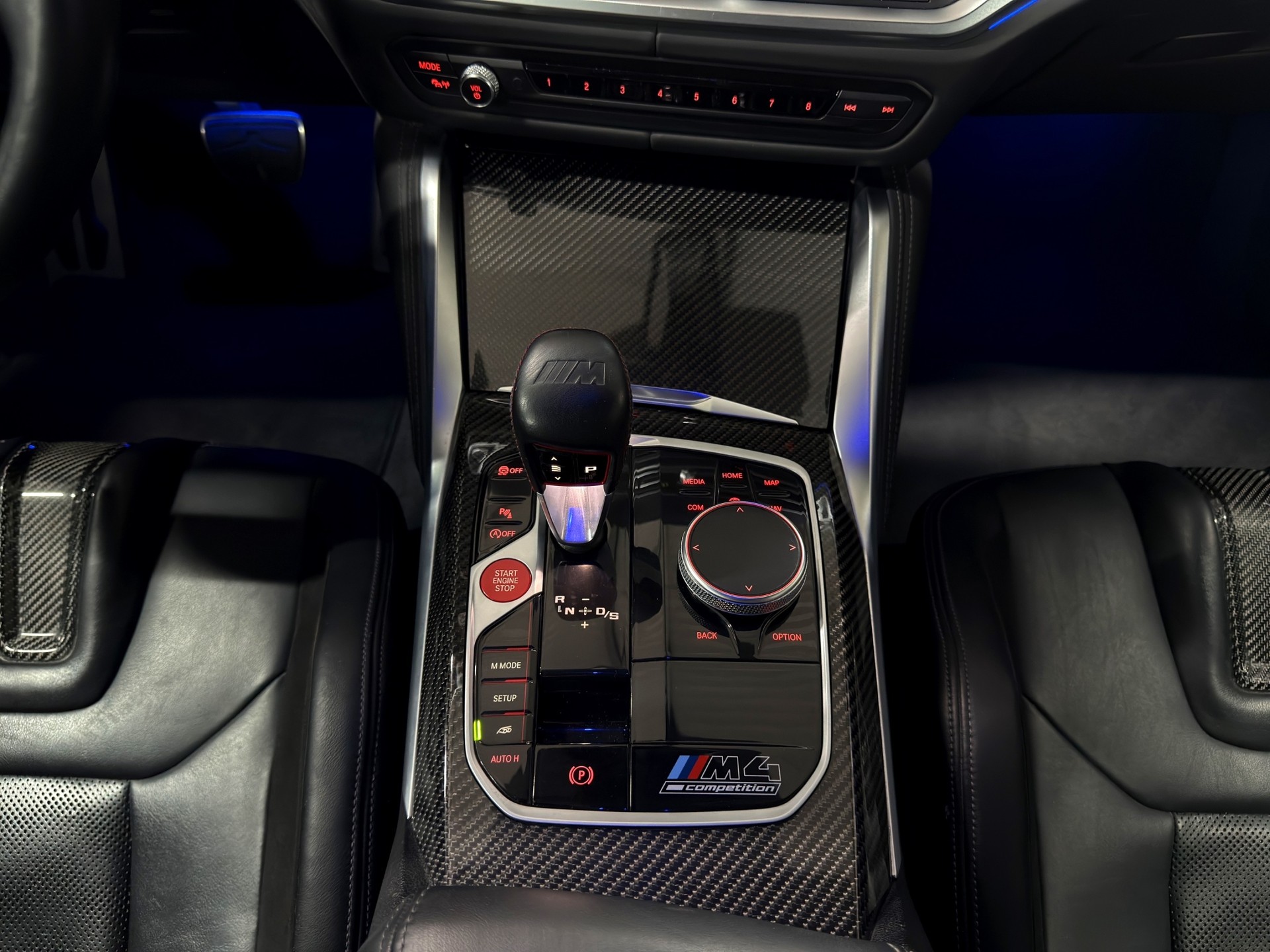 BMW M4 Coupé Competition M xDrive-image-19