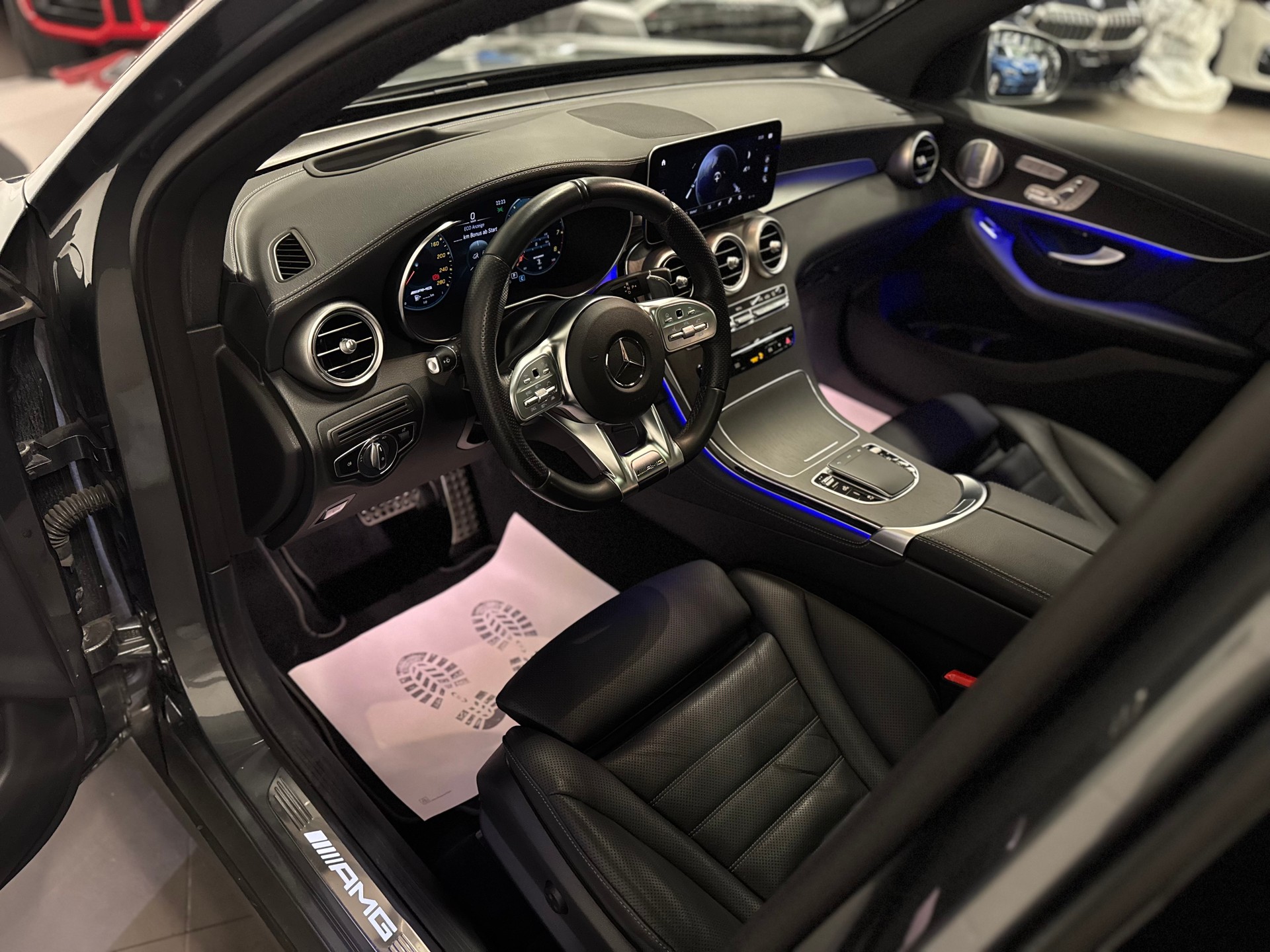 MERCEDES-BENZ GLC 43 AMG 4Matic 9G-Tronic-image-16