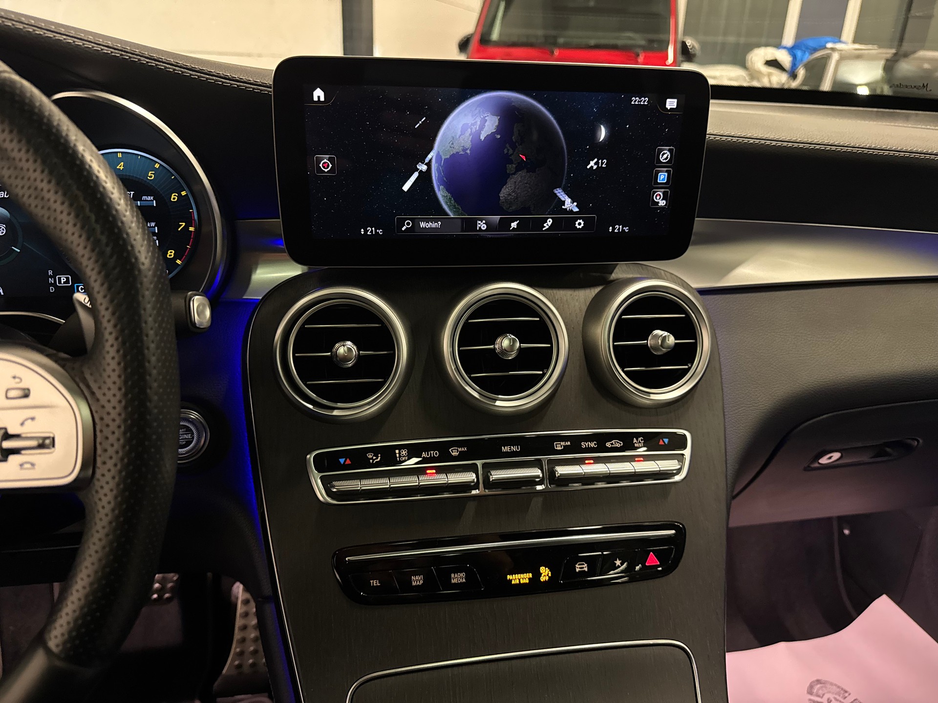 MERCEDES-BENZ GLC 43 AMG 4Matic 9G-Tronic-image-25