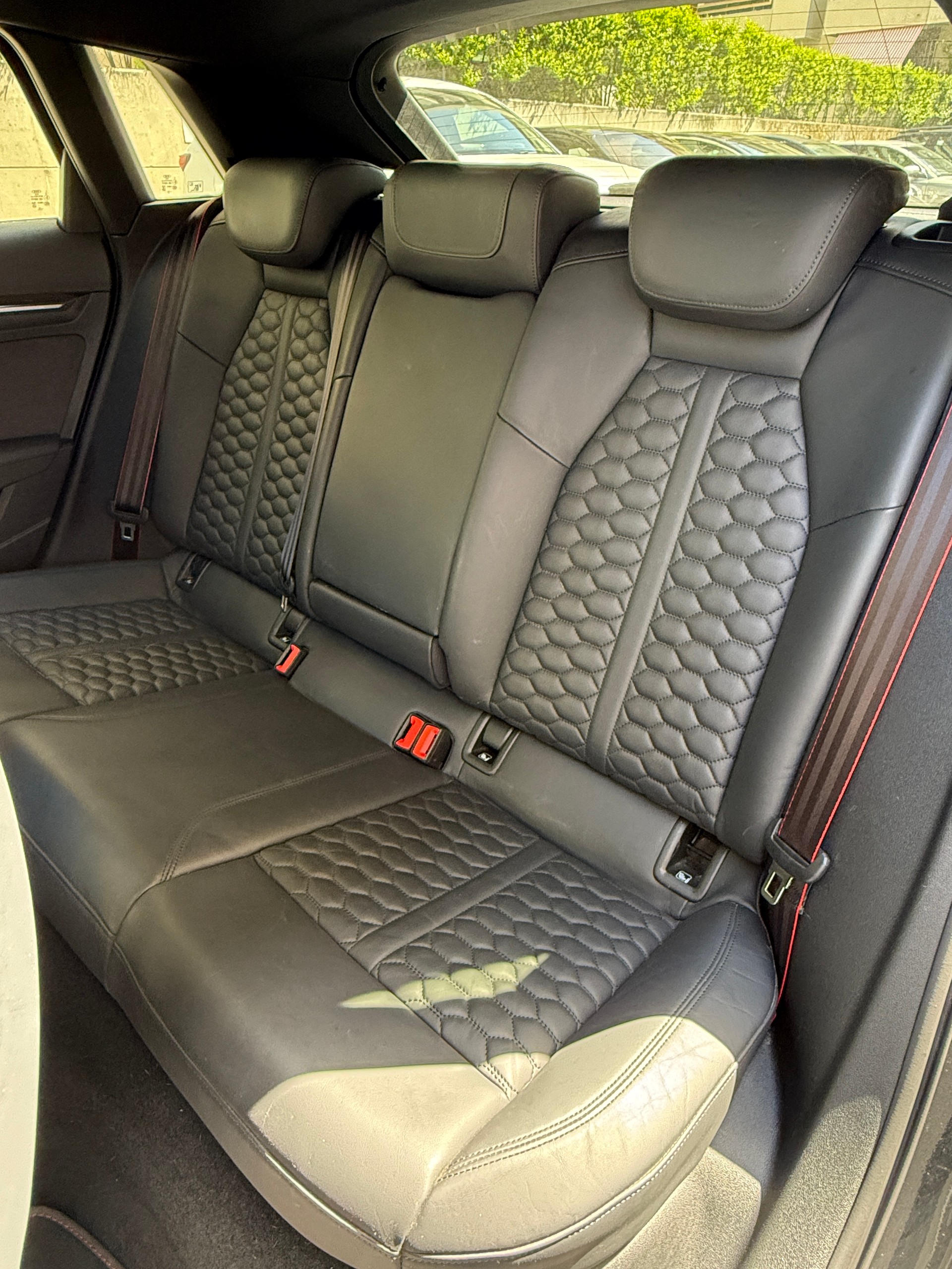 AUDI RS3 Sportback 2.5 TSI quattro S-tronic-image-15