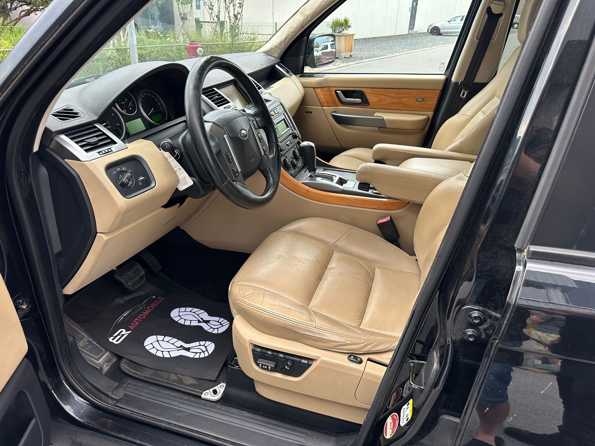 LAND ROVER Range Rover Sport 3.6 Td8 HSE Automatic-image-12