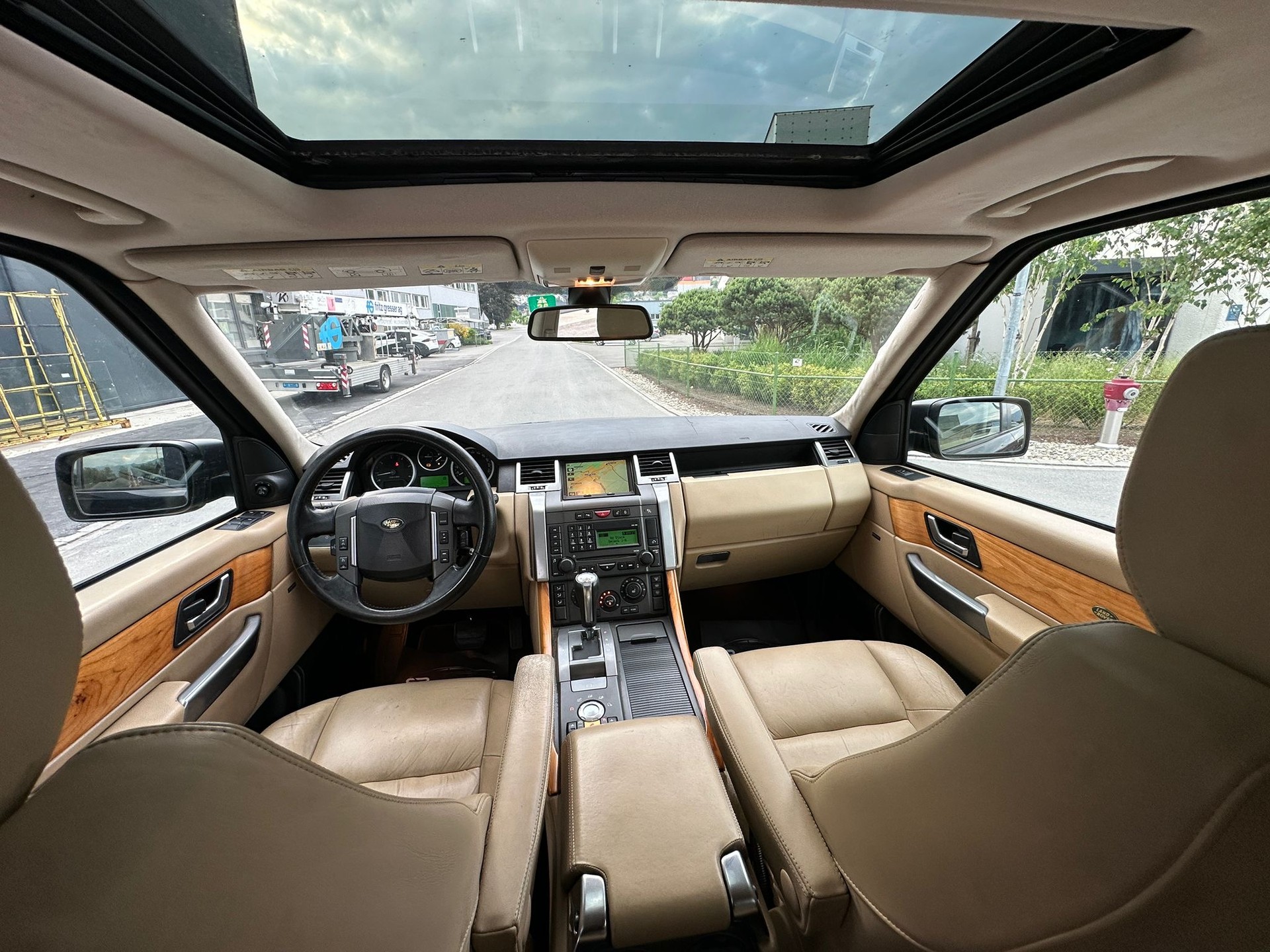LAND ROVER Range Rover Sport 3.6 Td8 HSE Automatic-image-9