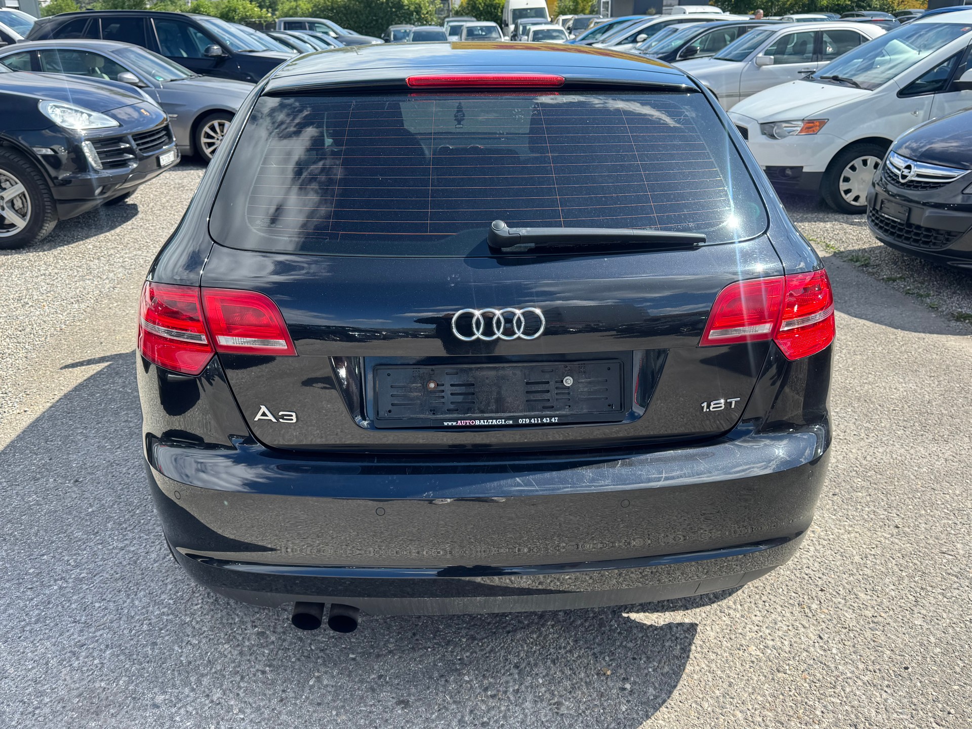 AUDI A3 Sportback 1.8 TFSI Attraction-image-5