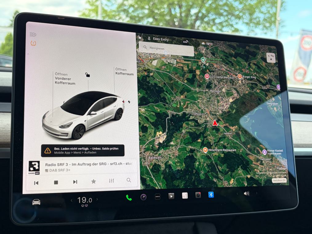 TESLA Model 3-image-5