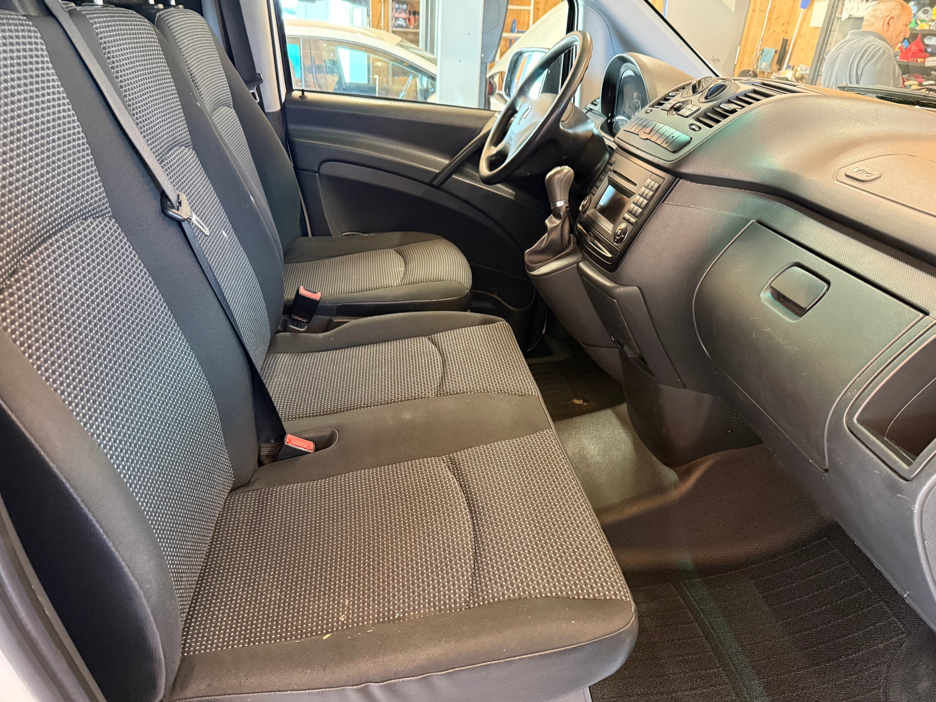 MERCEDES-BENZ Vito 113 CDI Blue Efficiency 4Matic A-image-6