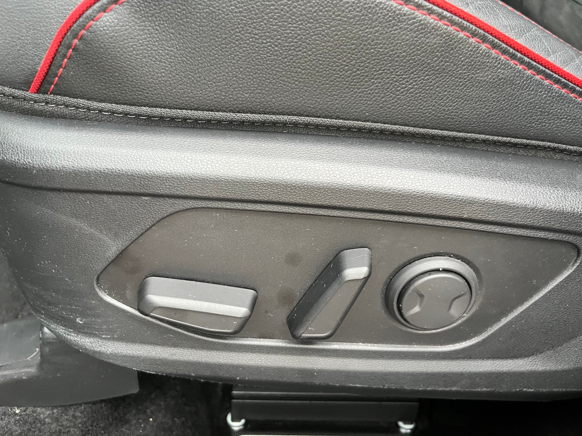 HYUNDAI Tucson 1.6 TGDI HEV N Line LUX pack 4WD+++ANHÄNGERKUPPLUNG+++PANORAMADACH+++-image-8