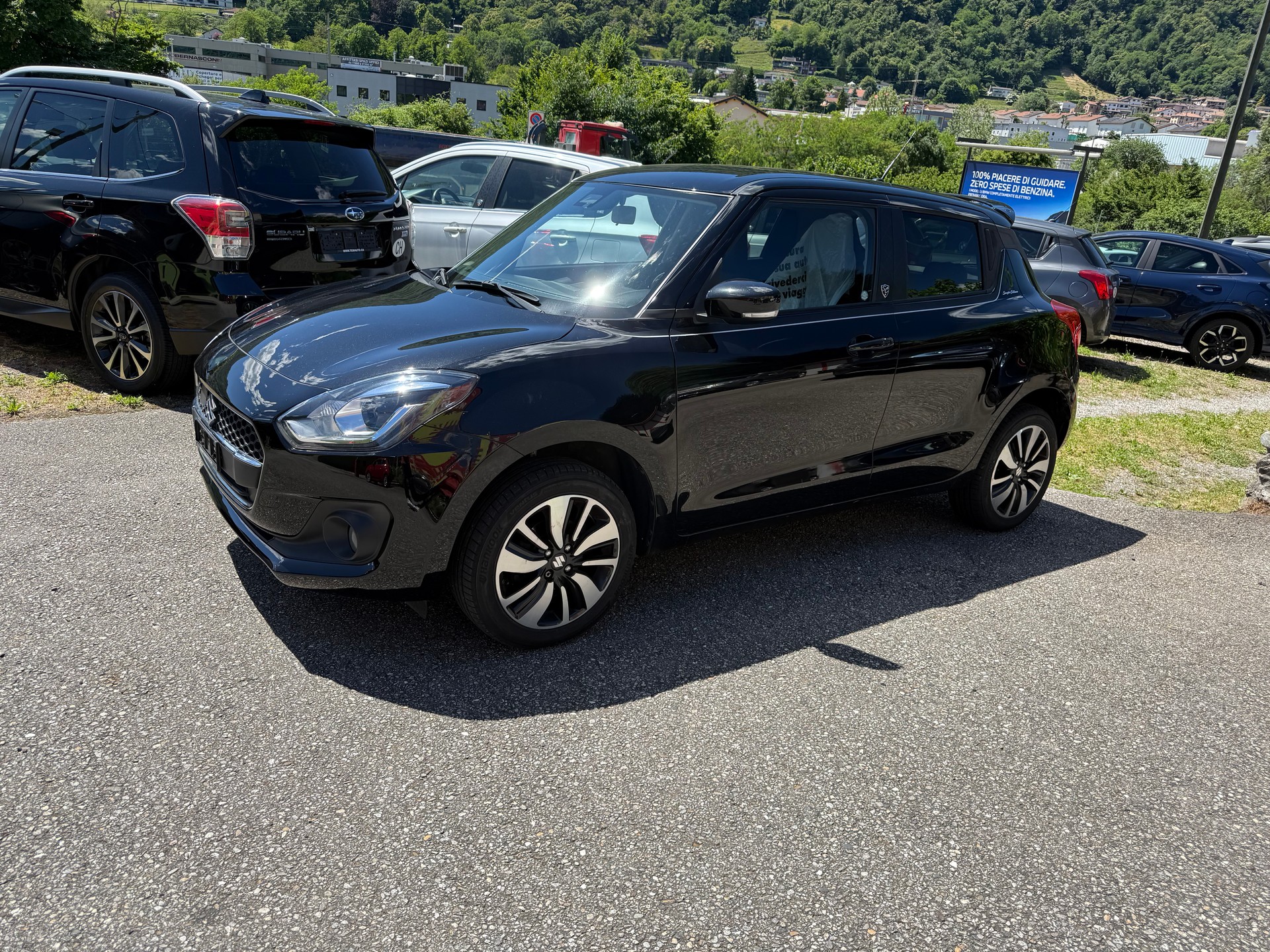 SUZUKI Swift 1.2i 16V SHVS Sergio Cellano Hybrid Allgrip 4x4-image-1