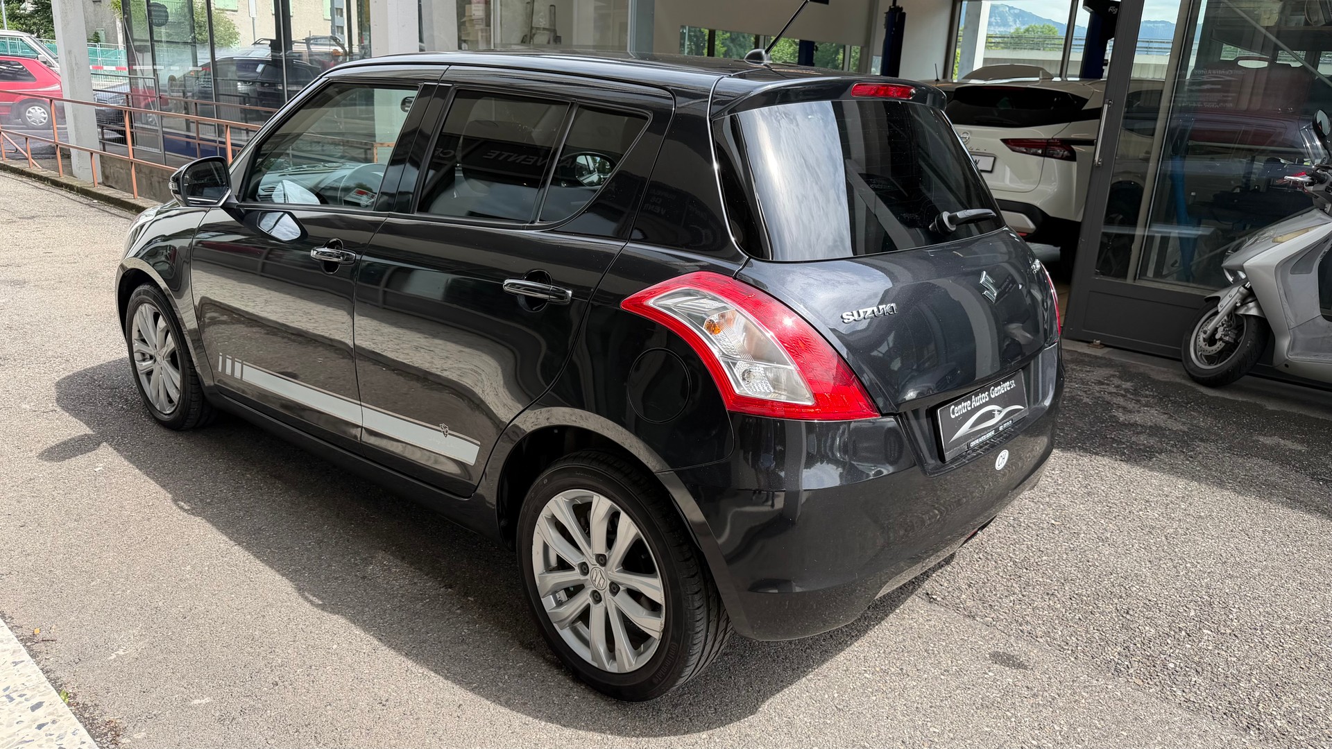 SUZUKI Swift 1.2i 16V Sergio Cellano Automatic-image-5