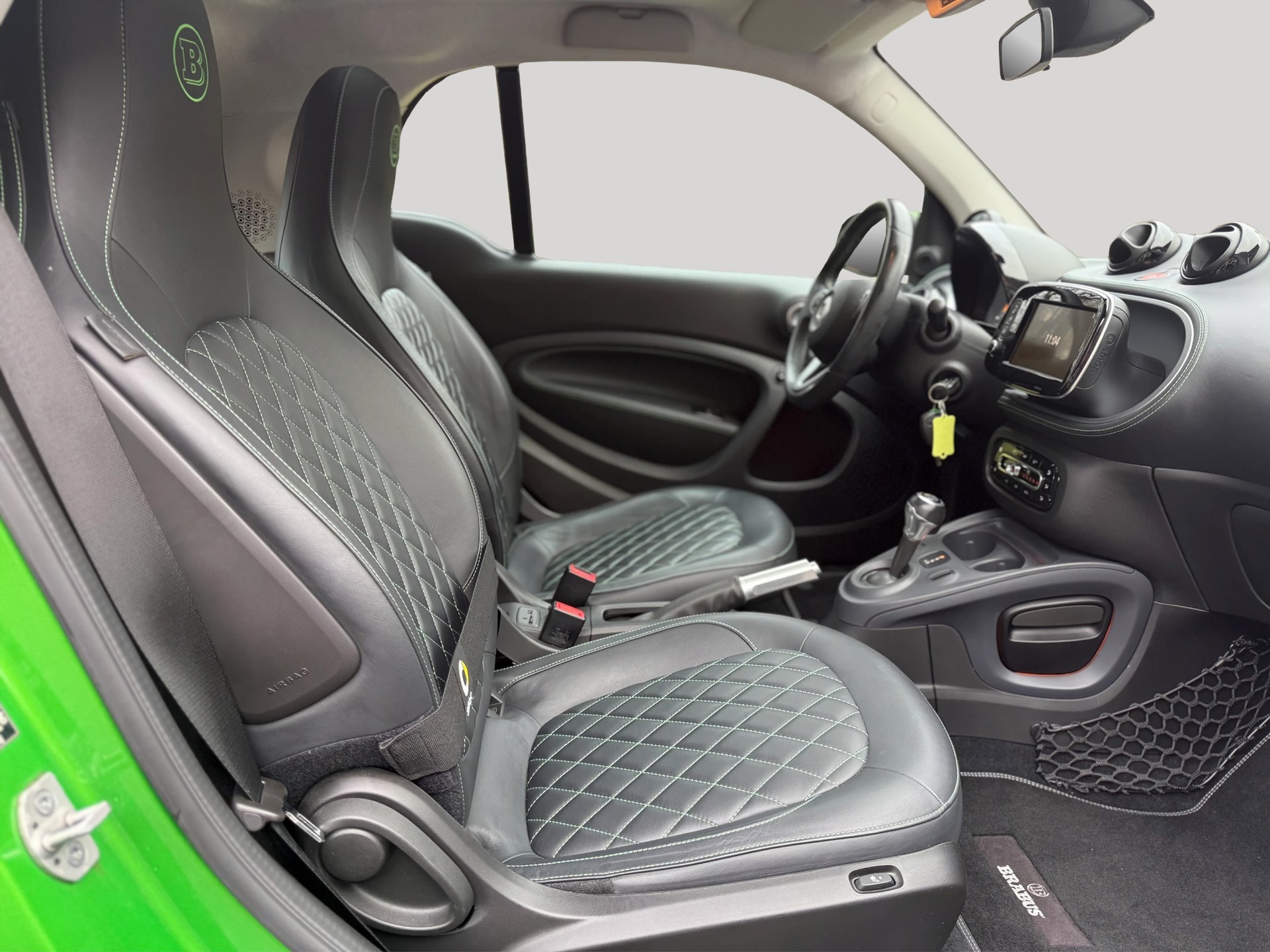 SMART FORTWO BRABUS STYLE TAILOR MADE-image-12