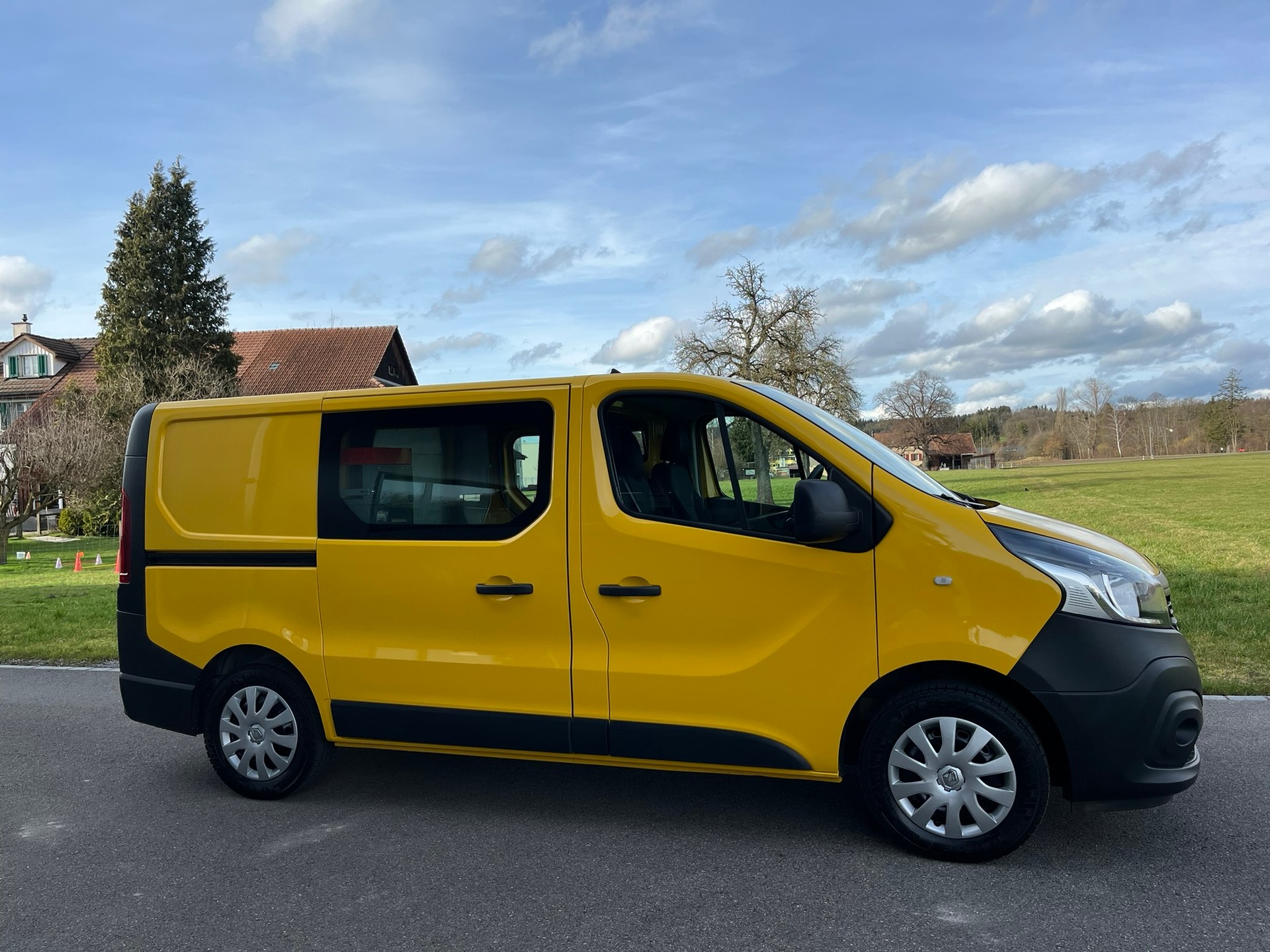 RENAULT Trafic 1.6 ENERGY TwinT. dCi125 2.9t Busin. L1H1-showroom-element-1