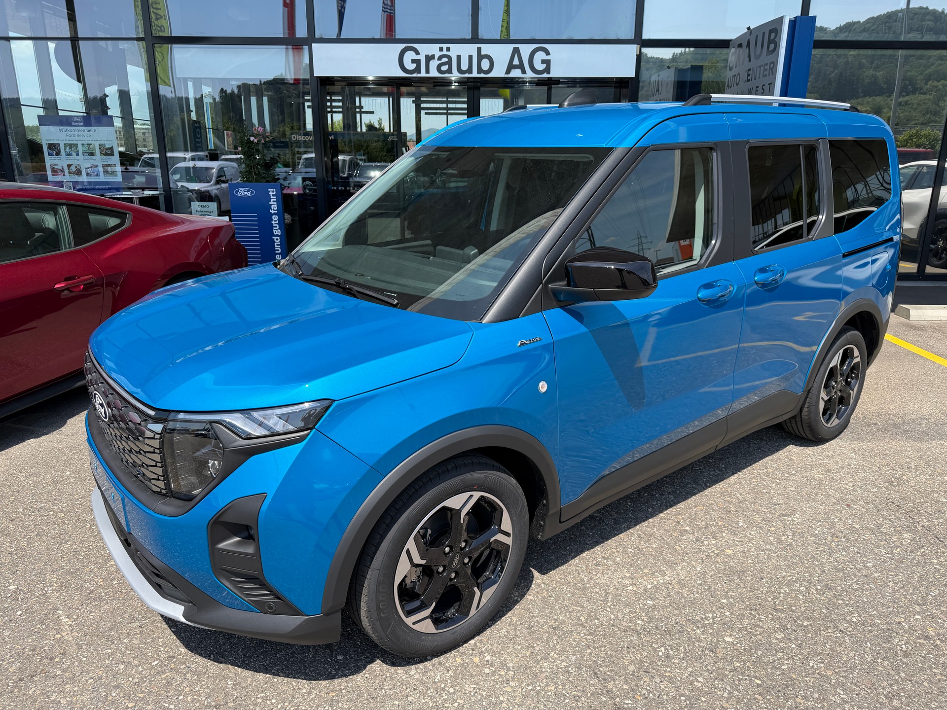 FORD Tourneo Courier Elektro 54kWh Active-showroom-element-2