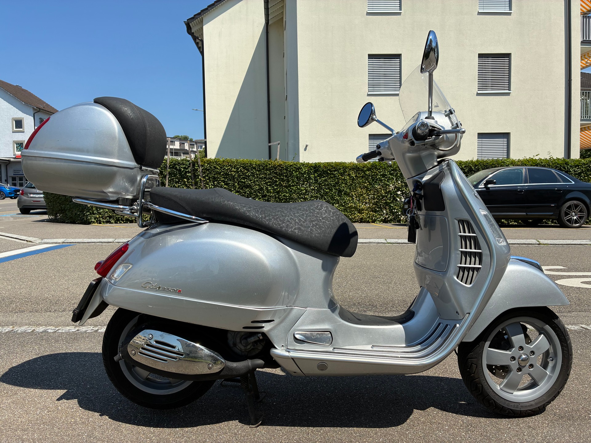 PIAGGIO Vespa GTS 250 i.e.-image-1