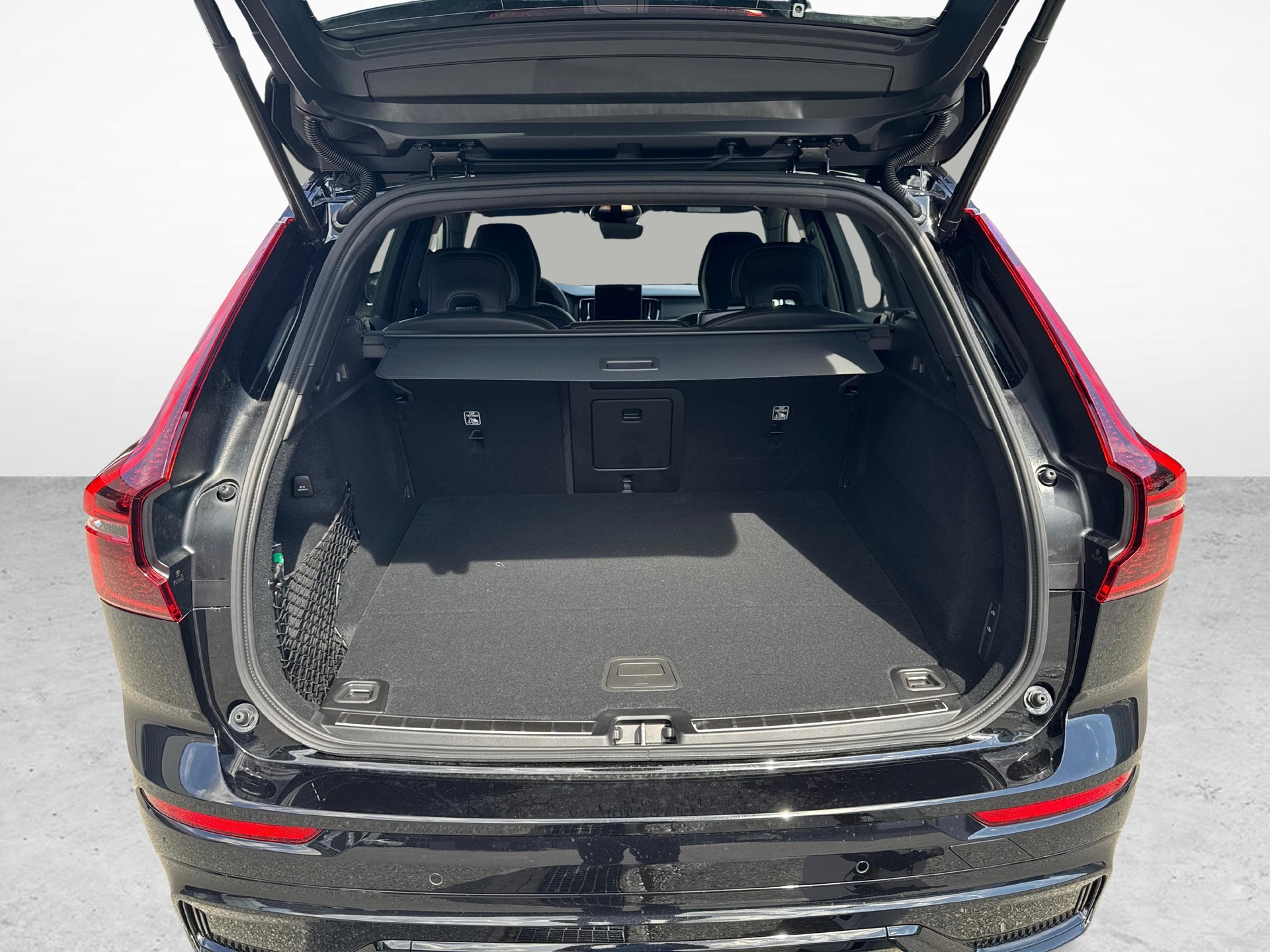 VOLVO XC60 2.0 T8 TE Ultra Dark eAWD-image-11