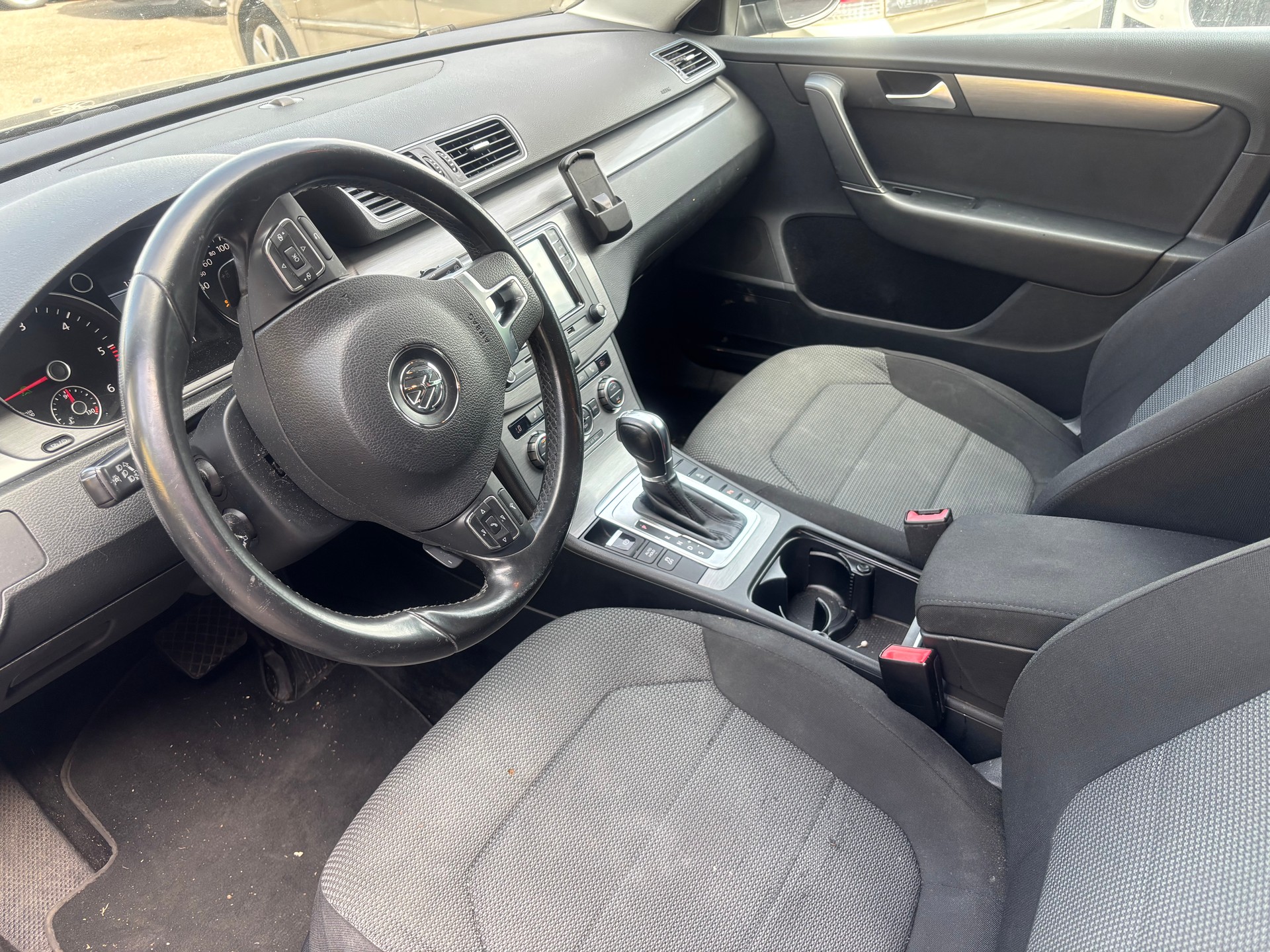 VW Passat Variant 2.0 TDI BMT Design DSG-image-3
