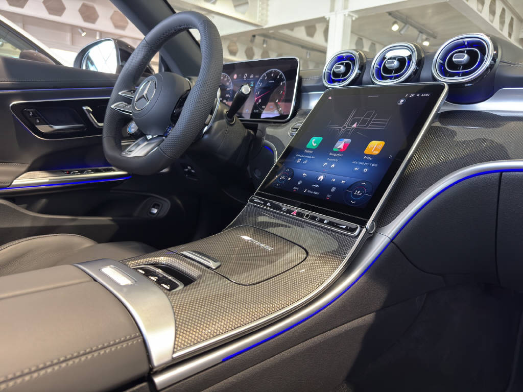 MERCEDES-BENZ CLE 53 AMG 4Matic+ Cabriolet-image-10
