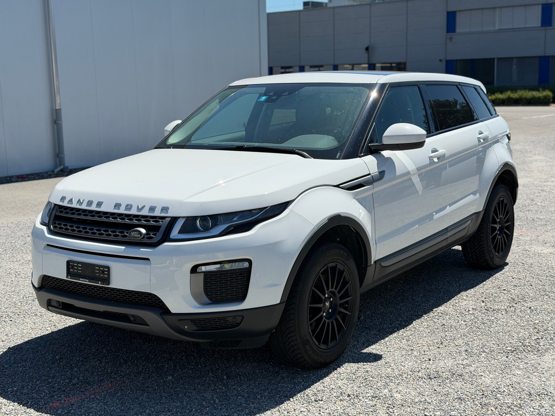 LAND ROVER Range Rover Evoque 2.0 Si4 Pure AT9-image-2