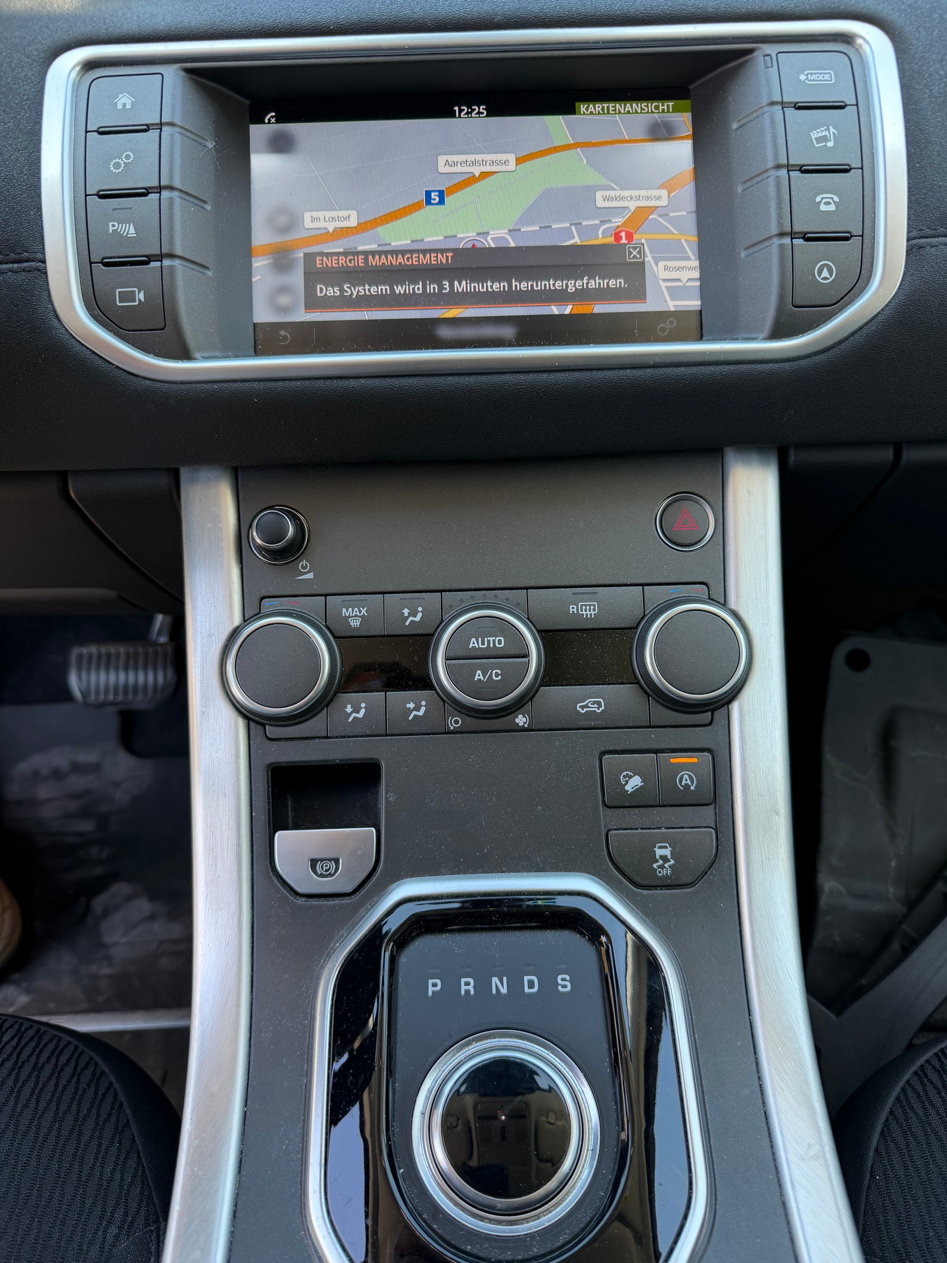 LAND ROVER Range Rover Evoque 2.0 Si4 Pure AT9-image-11