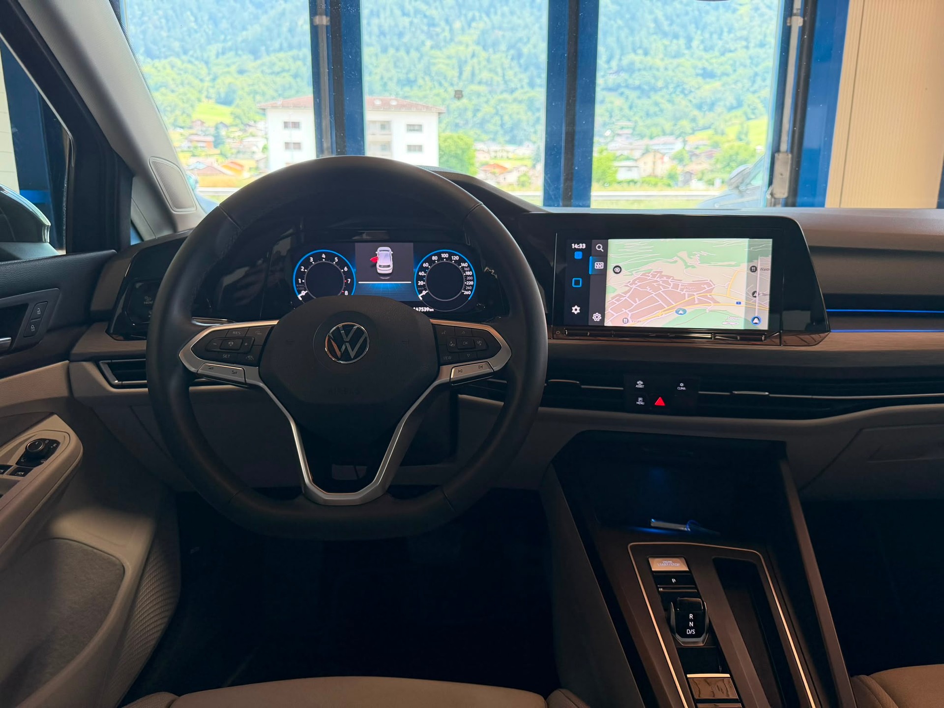 VW Golf 1.5 eTSI mHEV ACT Style DSG-image-13