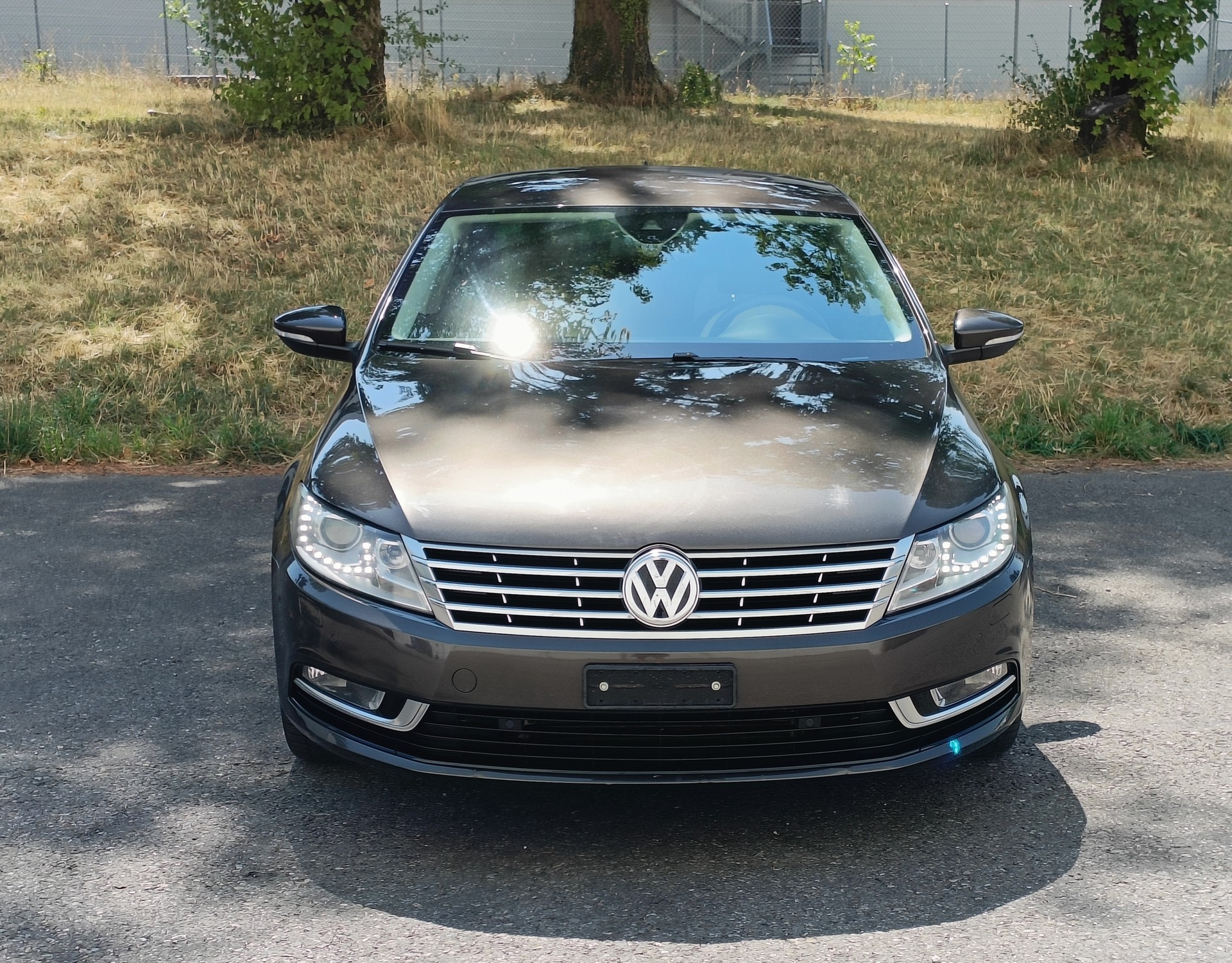 VW 2.0 TDI 140 BlueMT Design DSG-image-1