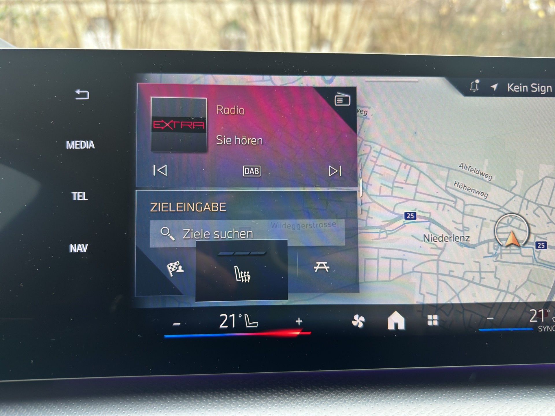 BMW X2 sDrive 20i 48V M Sport Head Up Display-image-18