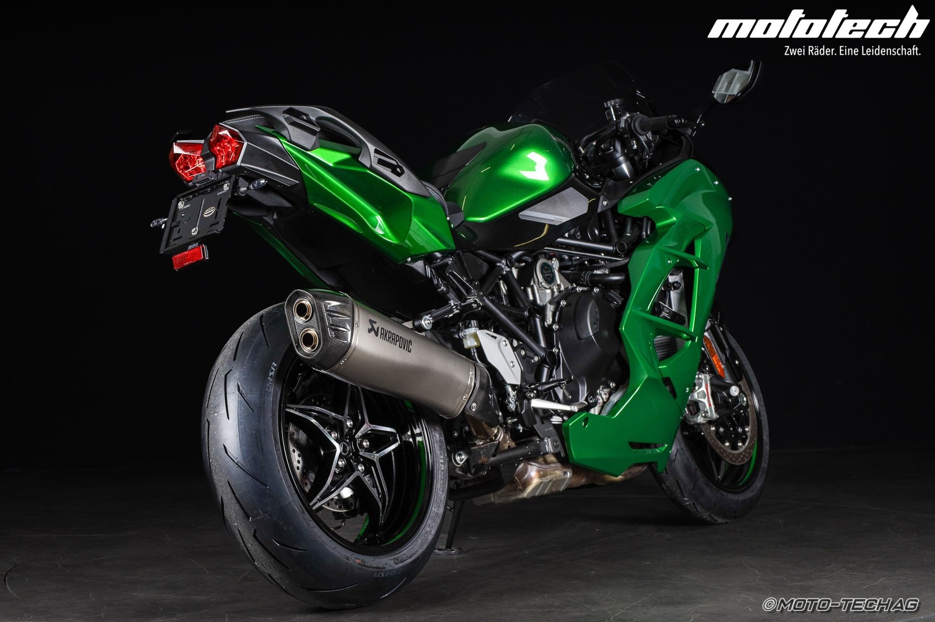 KAWASAKI Ninja H2 SX SE ABS AKRAPOVIC-image-2