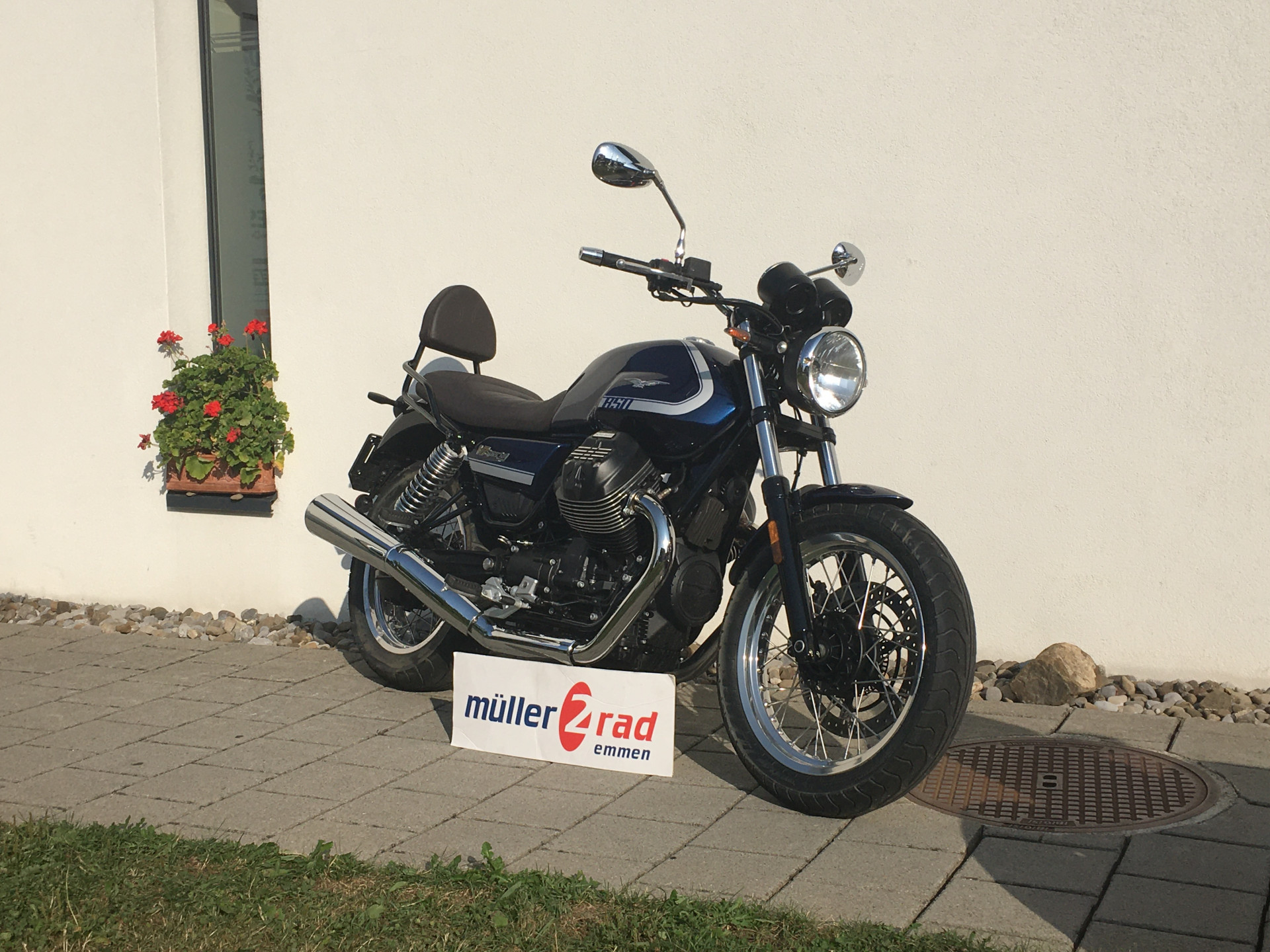 MOTO GUZZI V7 850 Special