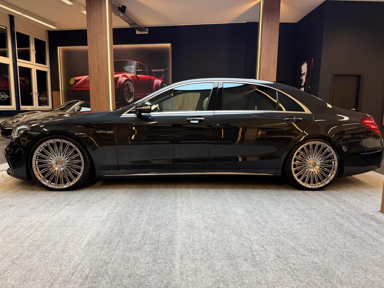 MERCEDES-BENZ S 63 V8 AMG 4matic+ lang-showroom-element-3