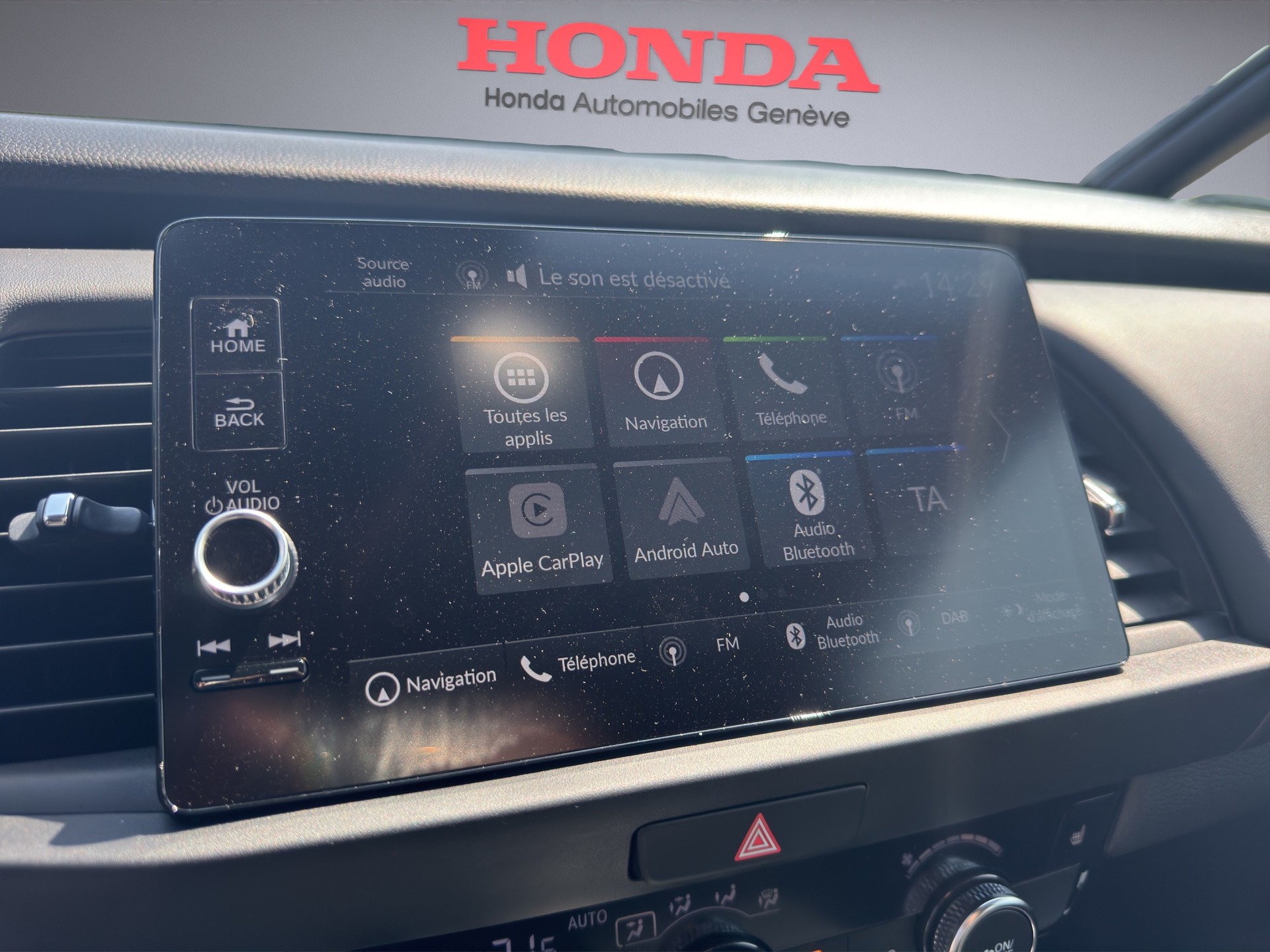 HONDA Jazz 1.5 i-MMD Elegance-image-14