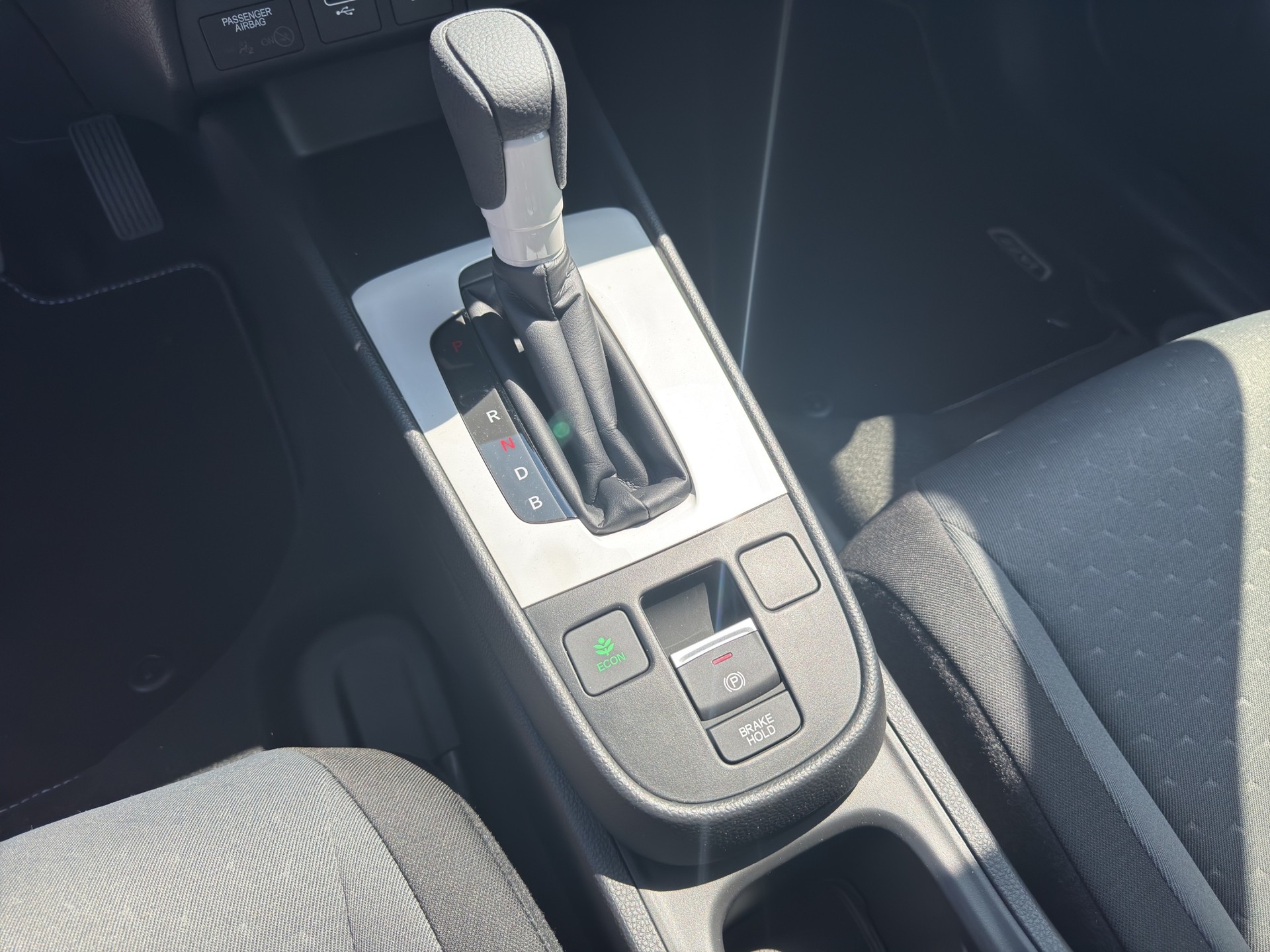 HONDA Jazz 1.5 i-MMD Elegance-image-15