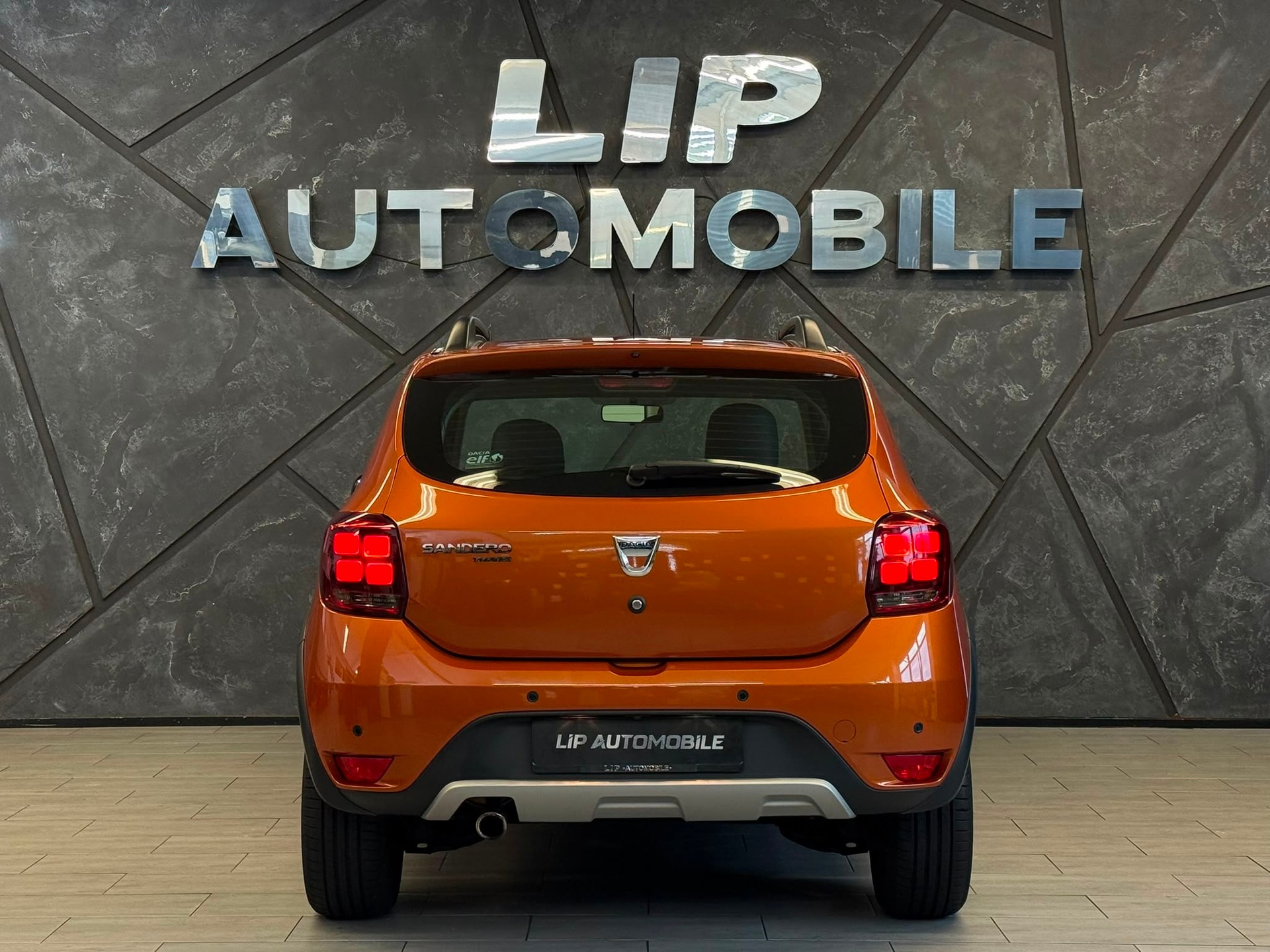 DACIA Sandero Tce 90 Stepway Unlimited Automatic-image-6