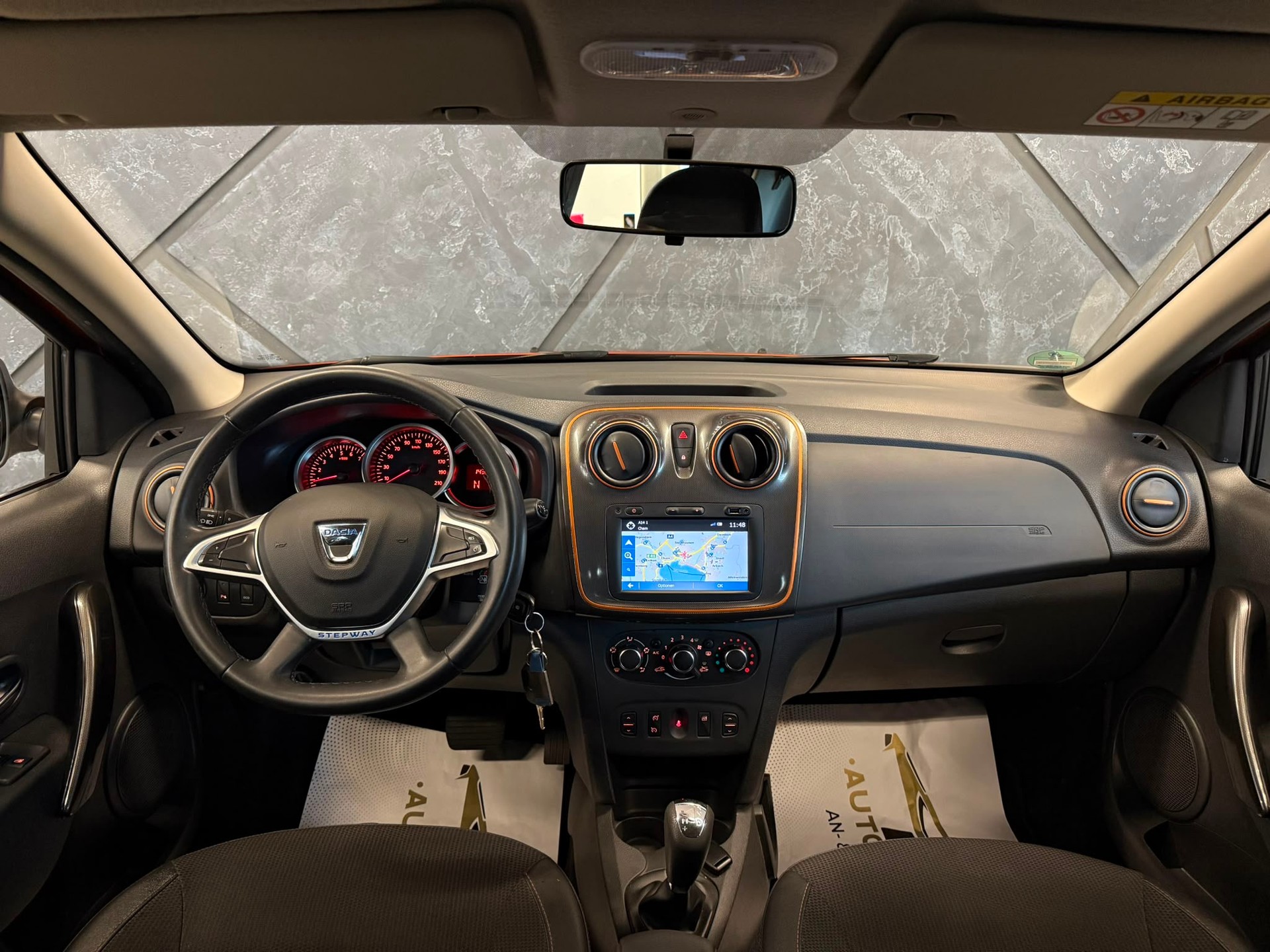 DACIA Sandero Tce 90 Stepway Unlimited Automatic-image-8
