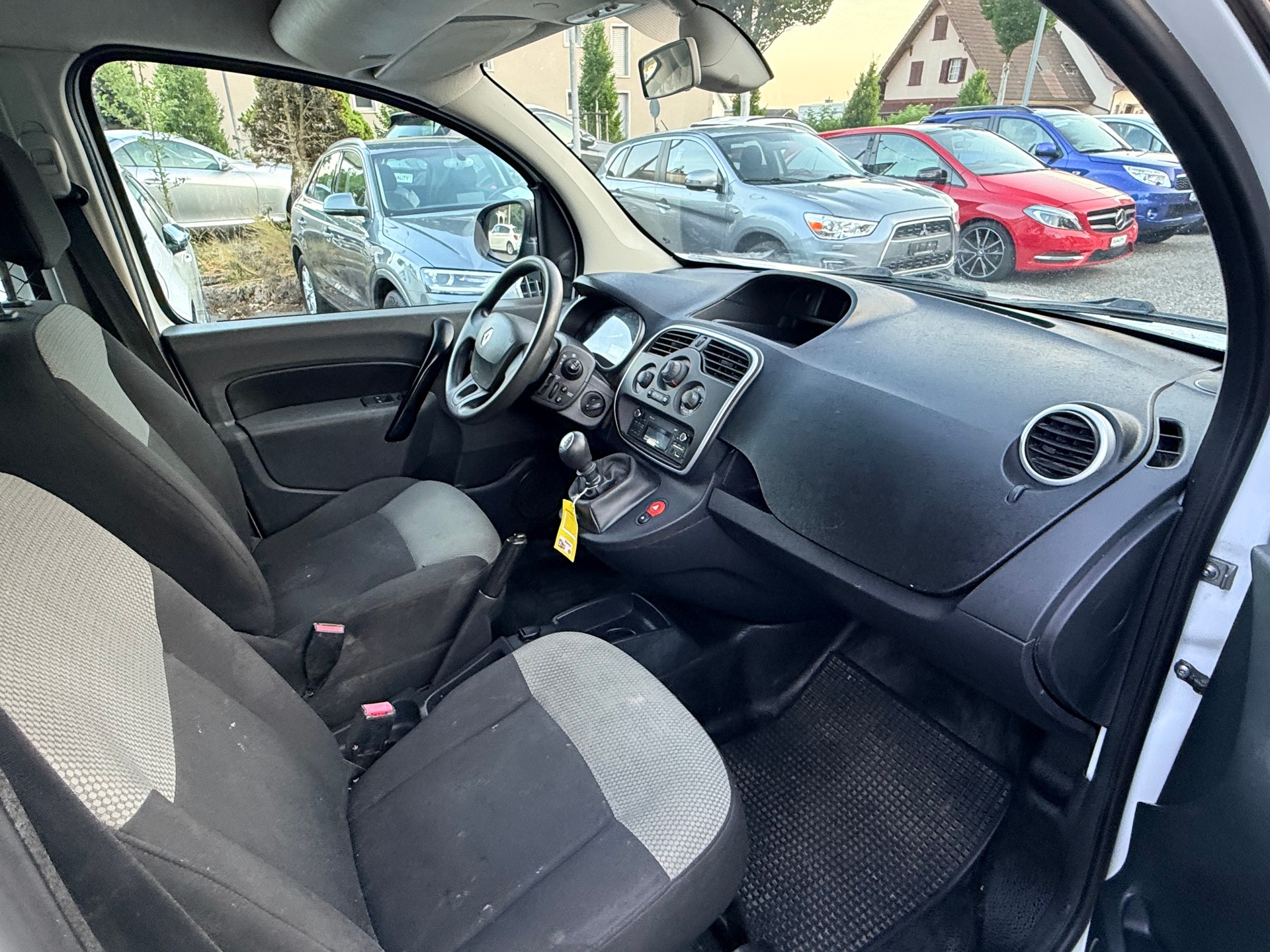 RENAULT Kangoo Medium dCi 110 ENERGY Business-image-14