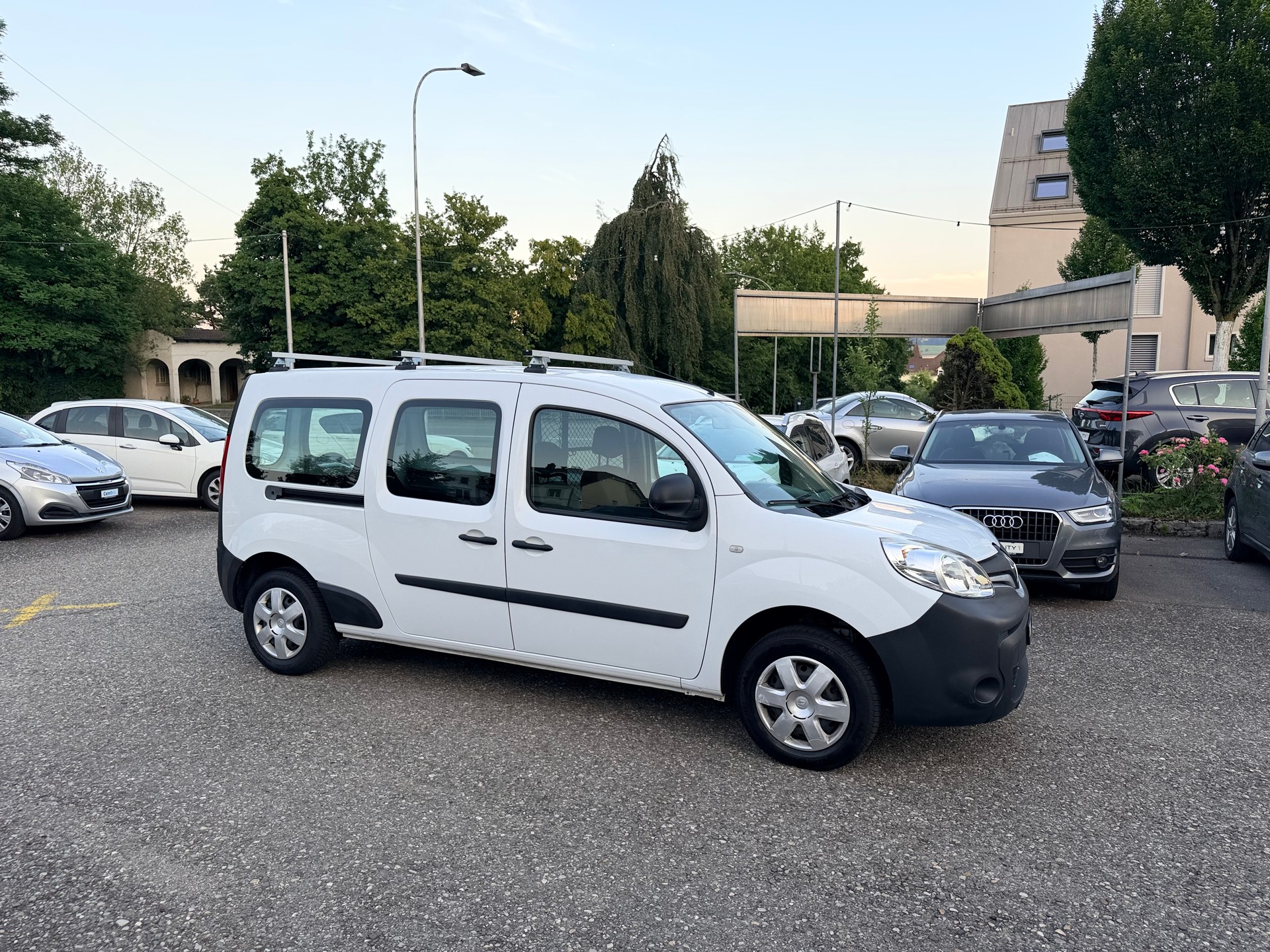 RENAULT Kangoo Medium dCi 110 ENERGY Business-showroom-element-3