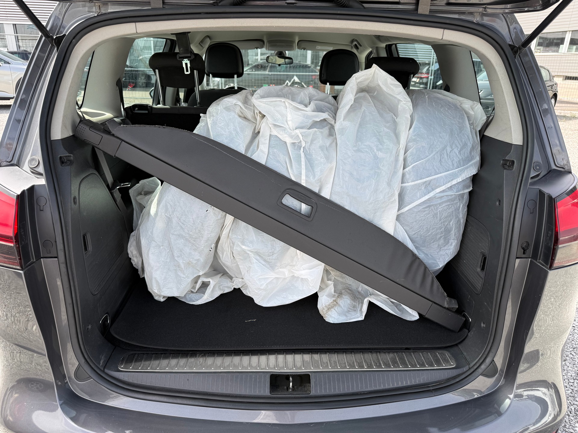 OPEL Zafira Tourer 1.4i 16V Turbo Sport Automatic-image-9