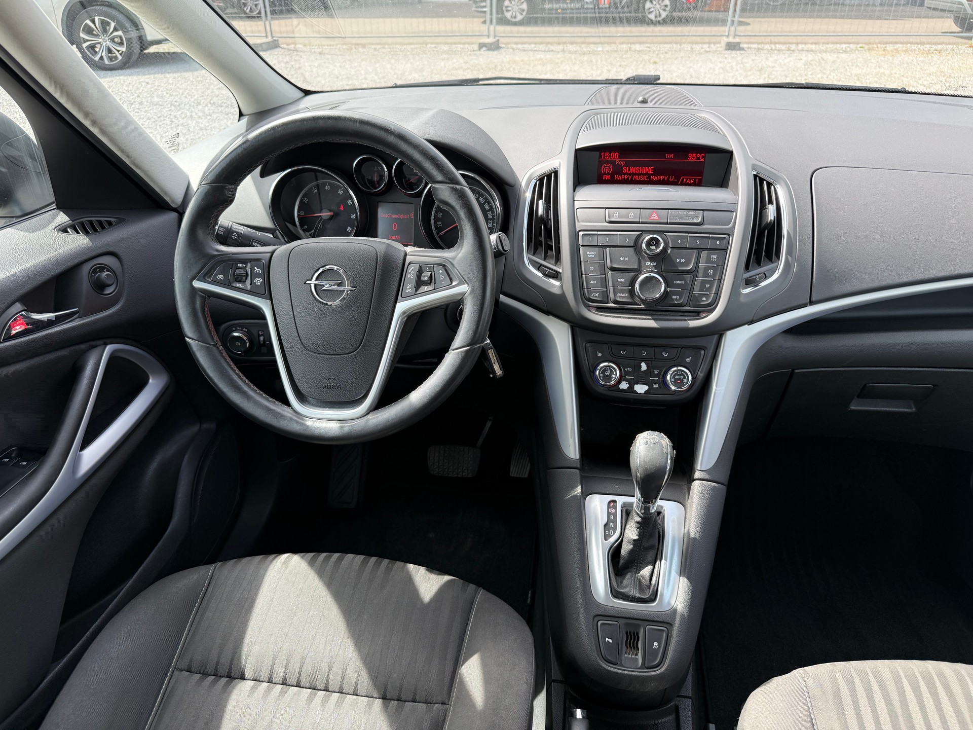 OPEL Zafira Tourer 1.4i 16V Turbo Sport Automatic-image-8