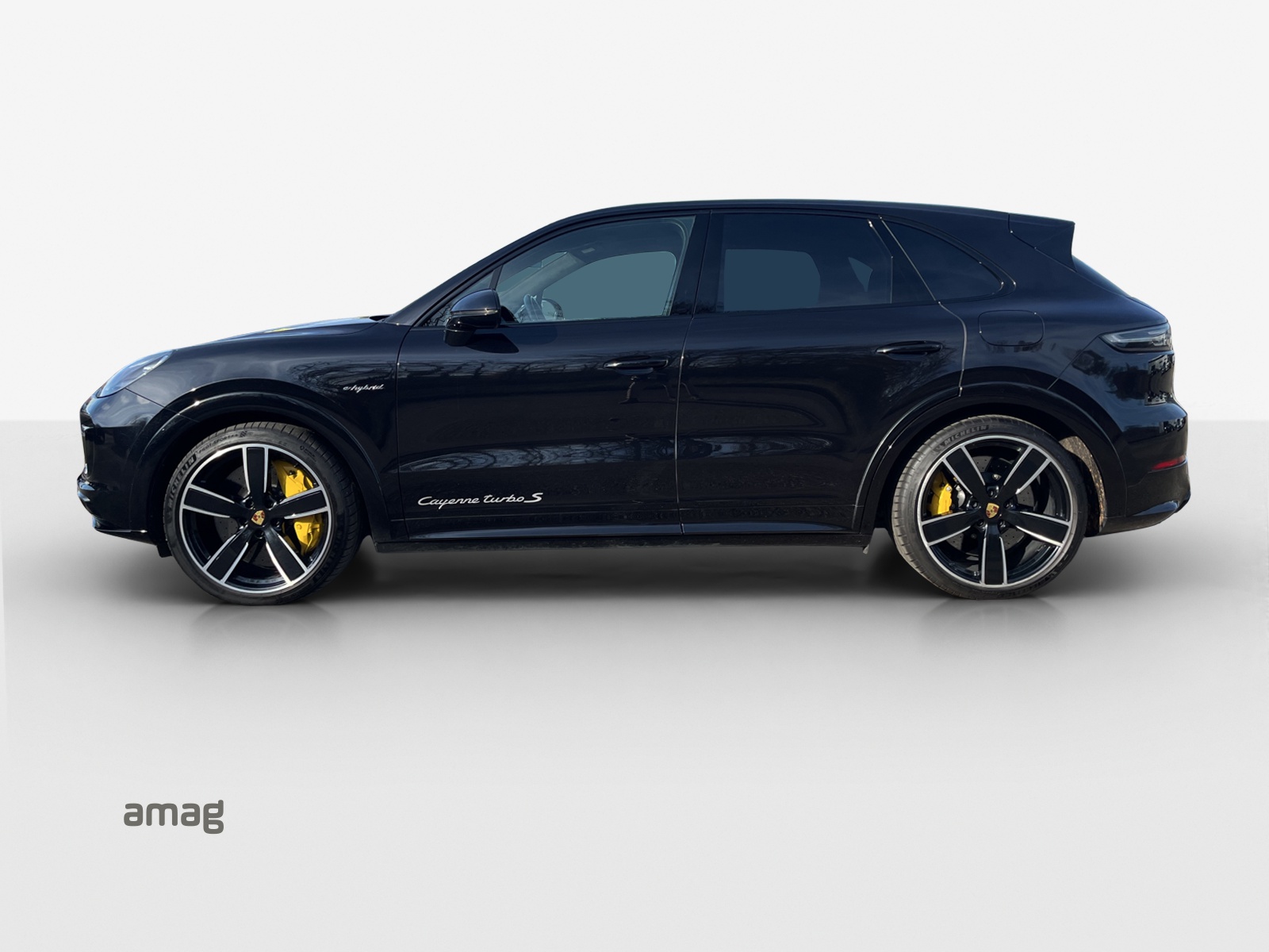 PORSCHE Cayenne Turbo S E-Hybrid-showroom-element-1
