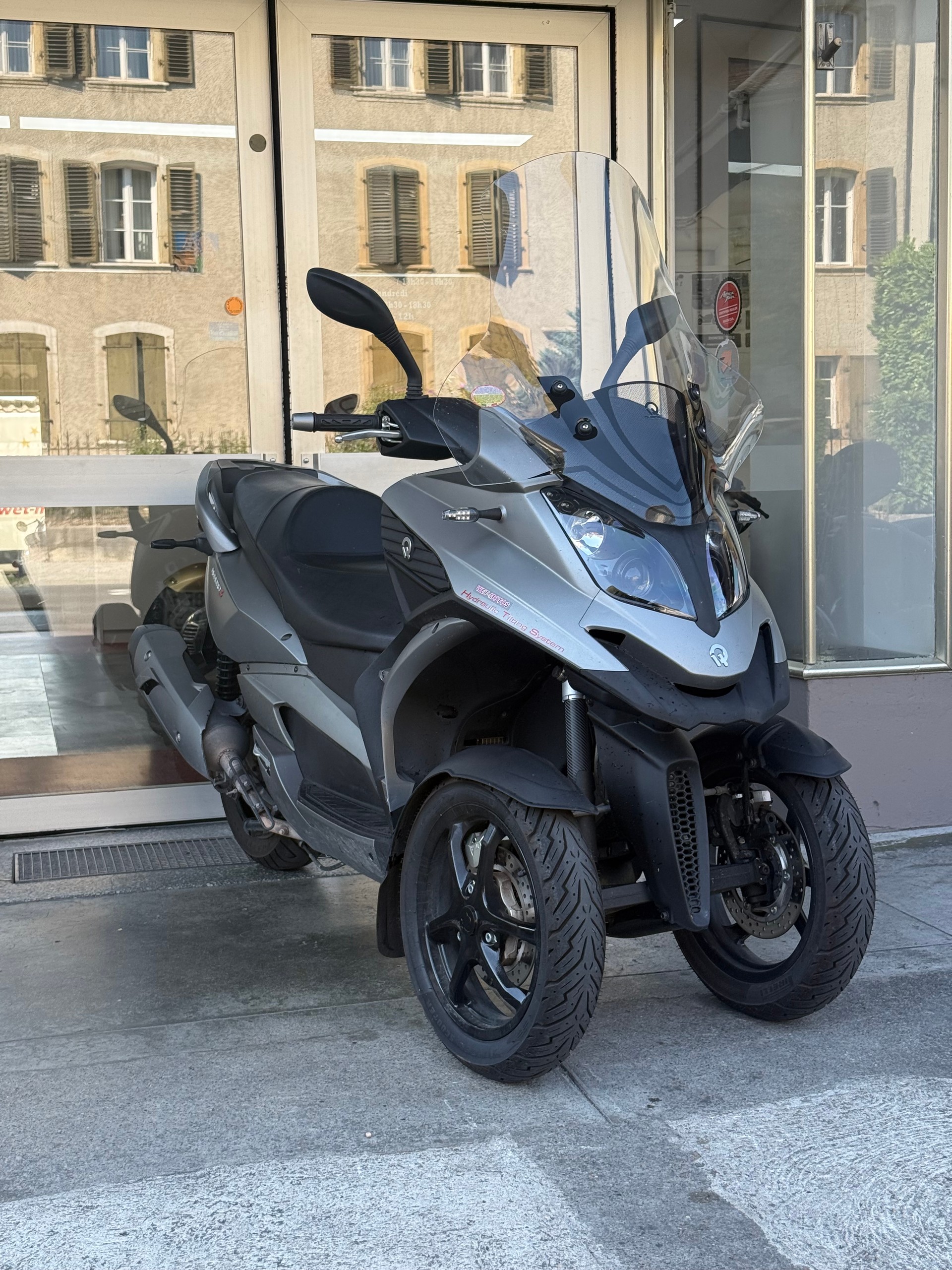 QUADRO 3-image-1