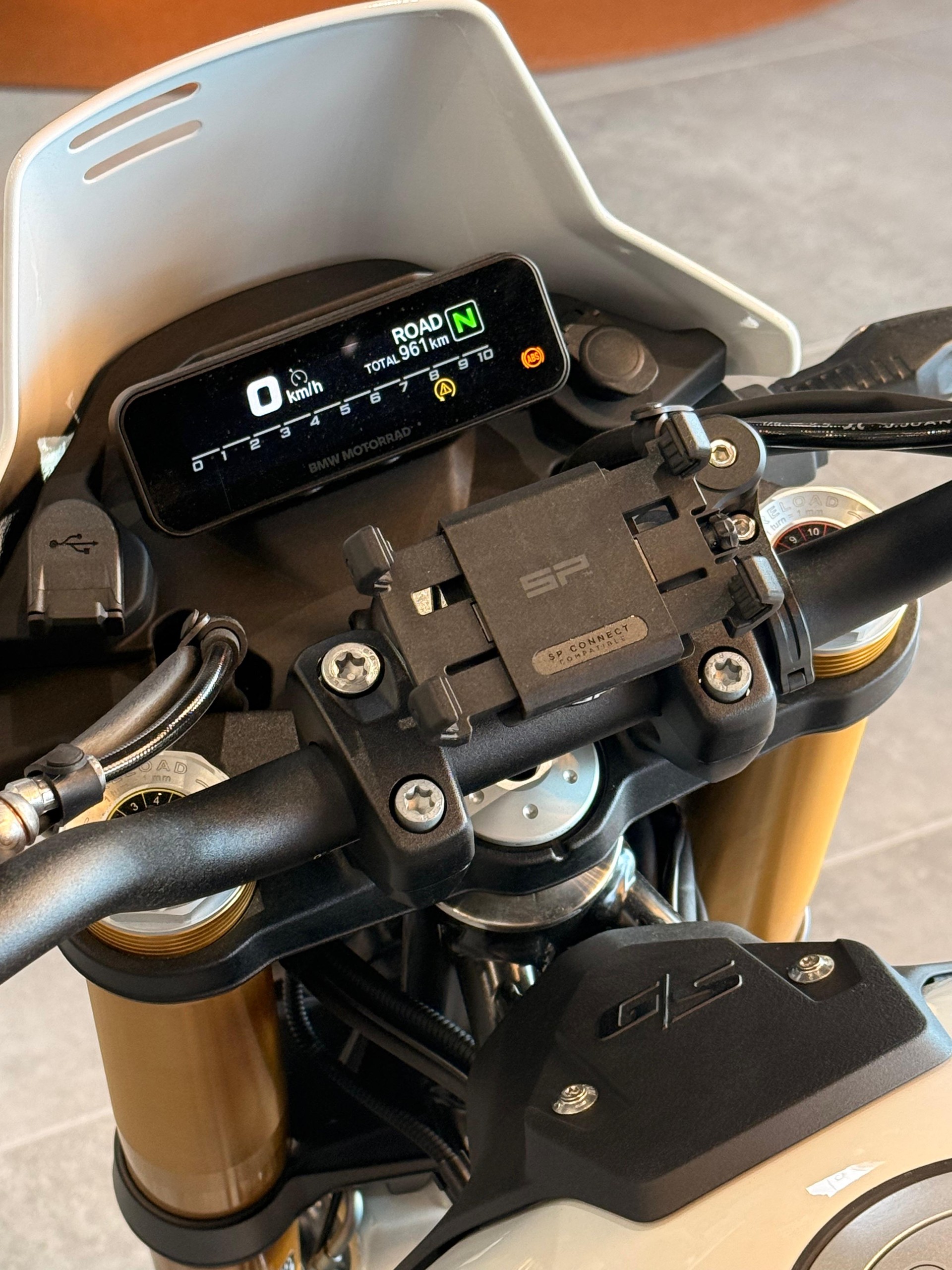 BMW R 12 G/S-image-6