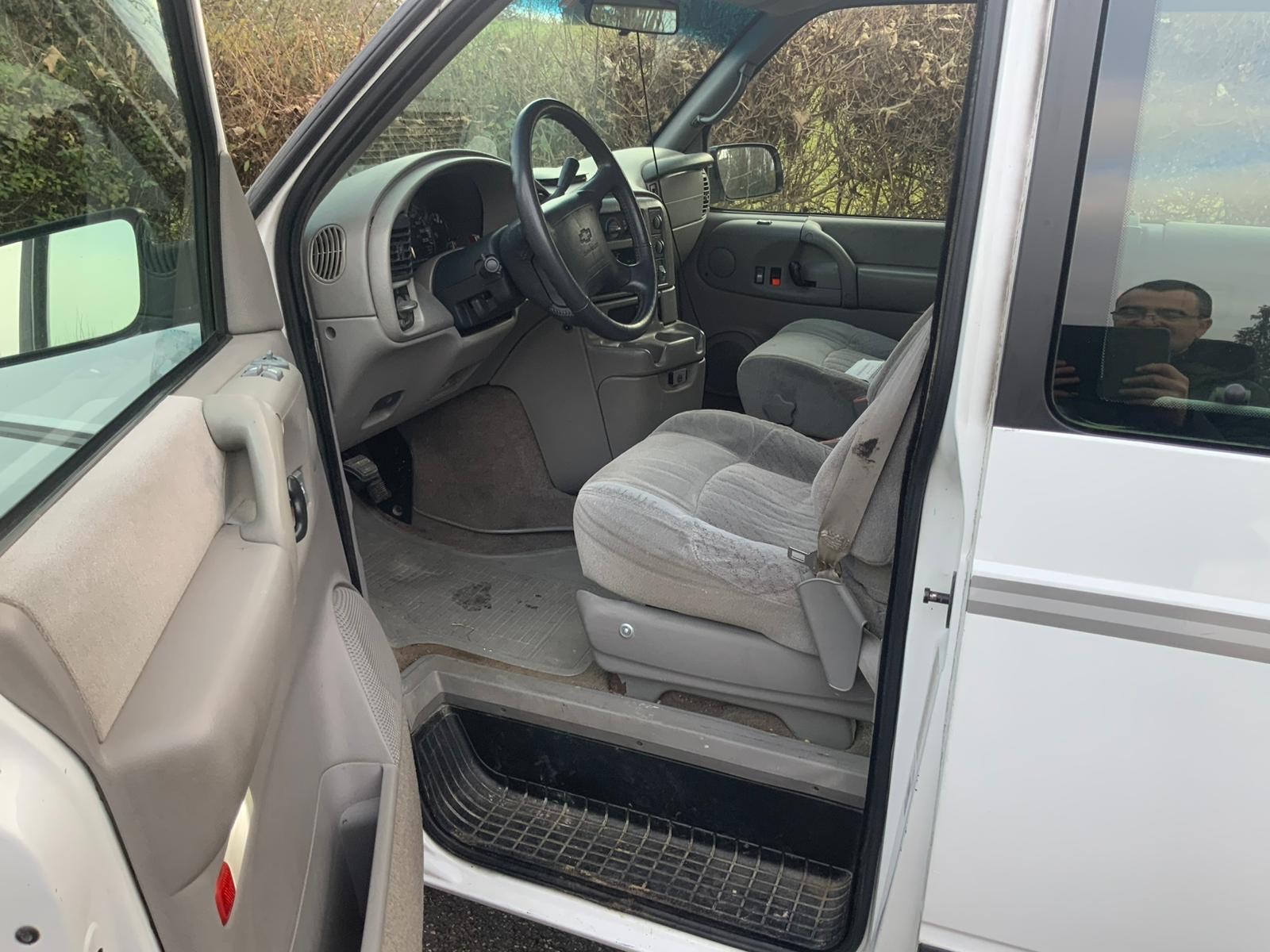 CHEVROLET Astro LT Extended 4x4-image-6